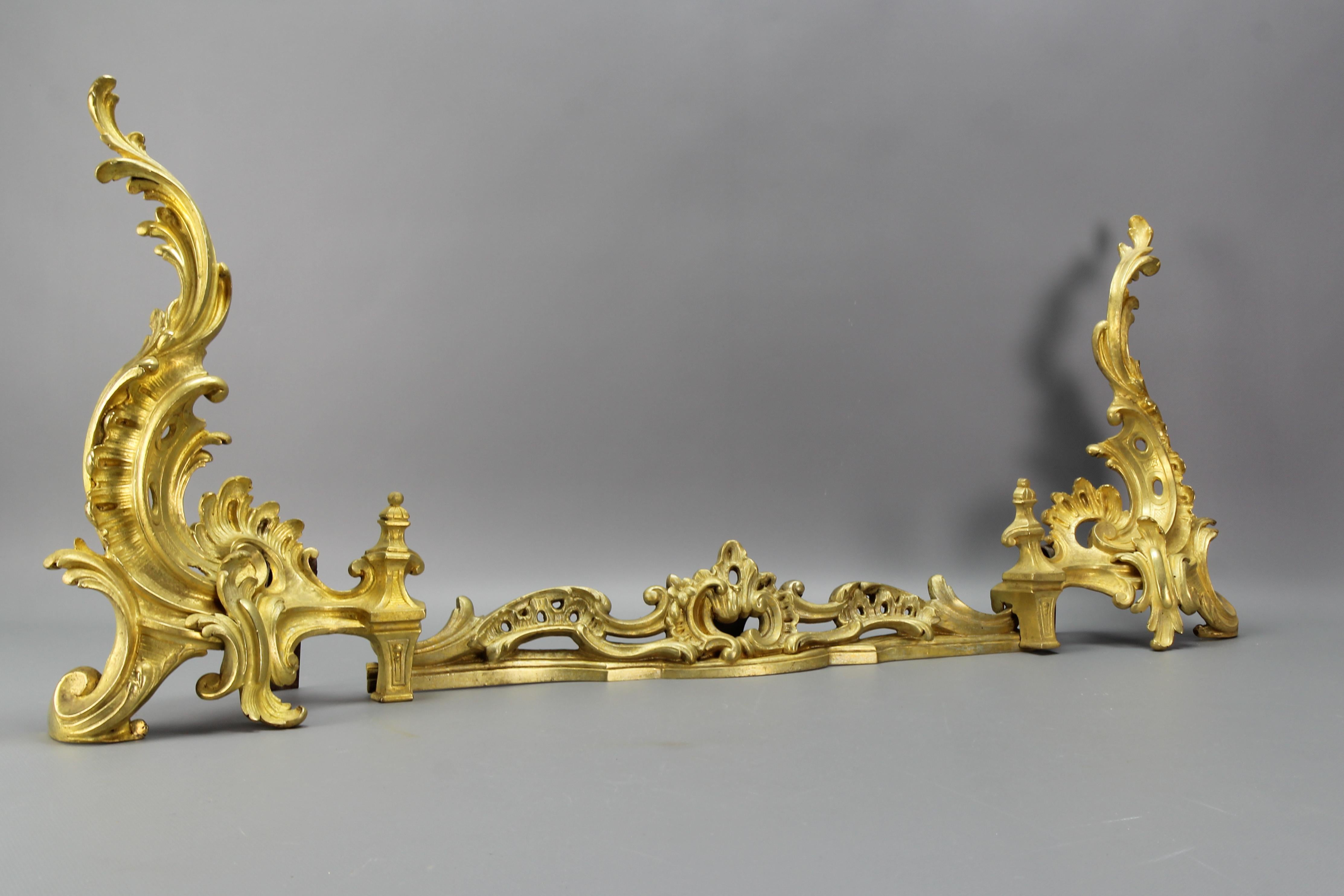 French Louis XV Style Gilt Bronze Fireplace Fender, Late 19th Century 2