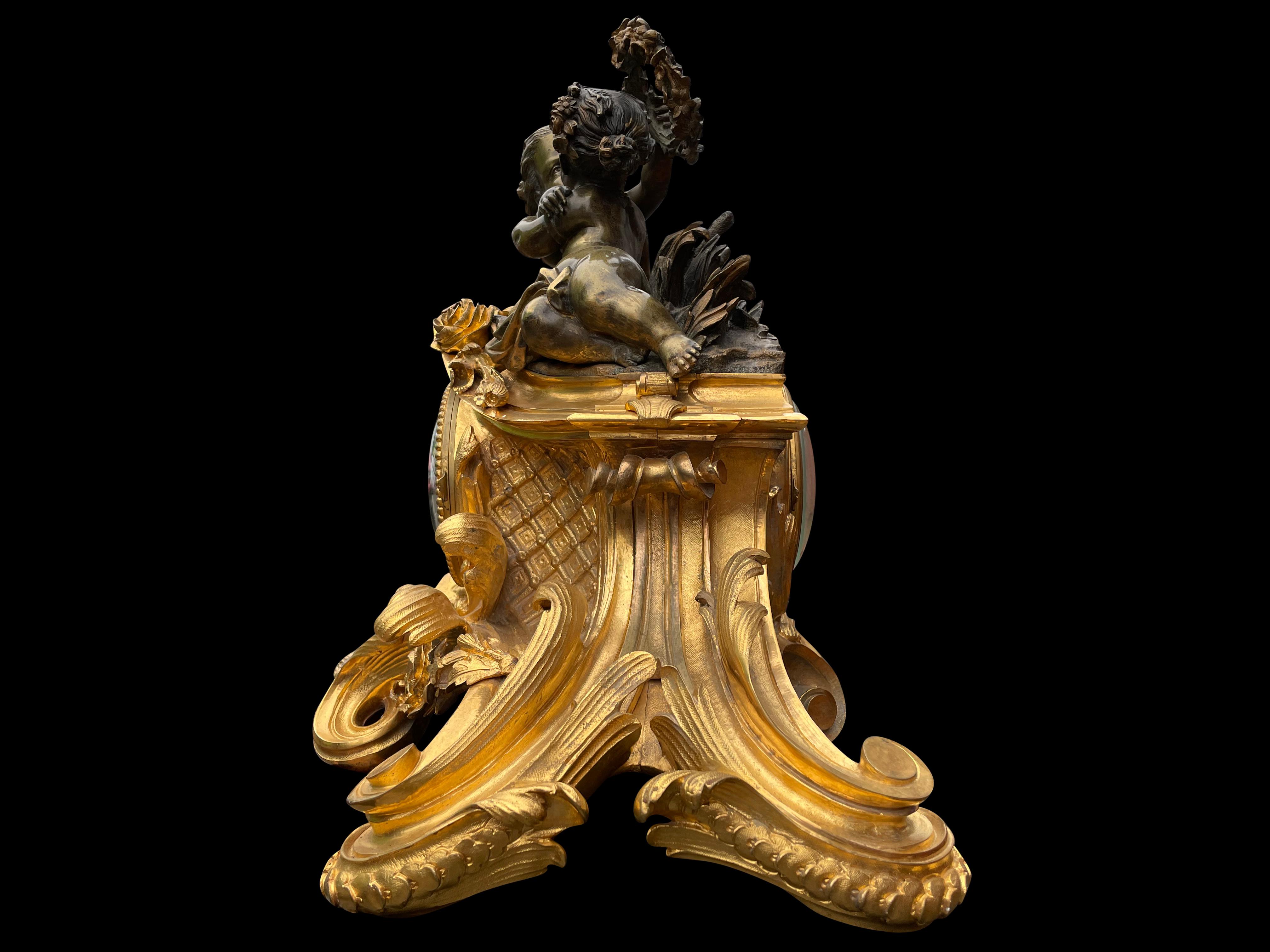 French Louis XV Style Gilt Bronze Mantle Clock, circa 1880 For Sale 10