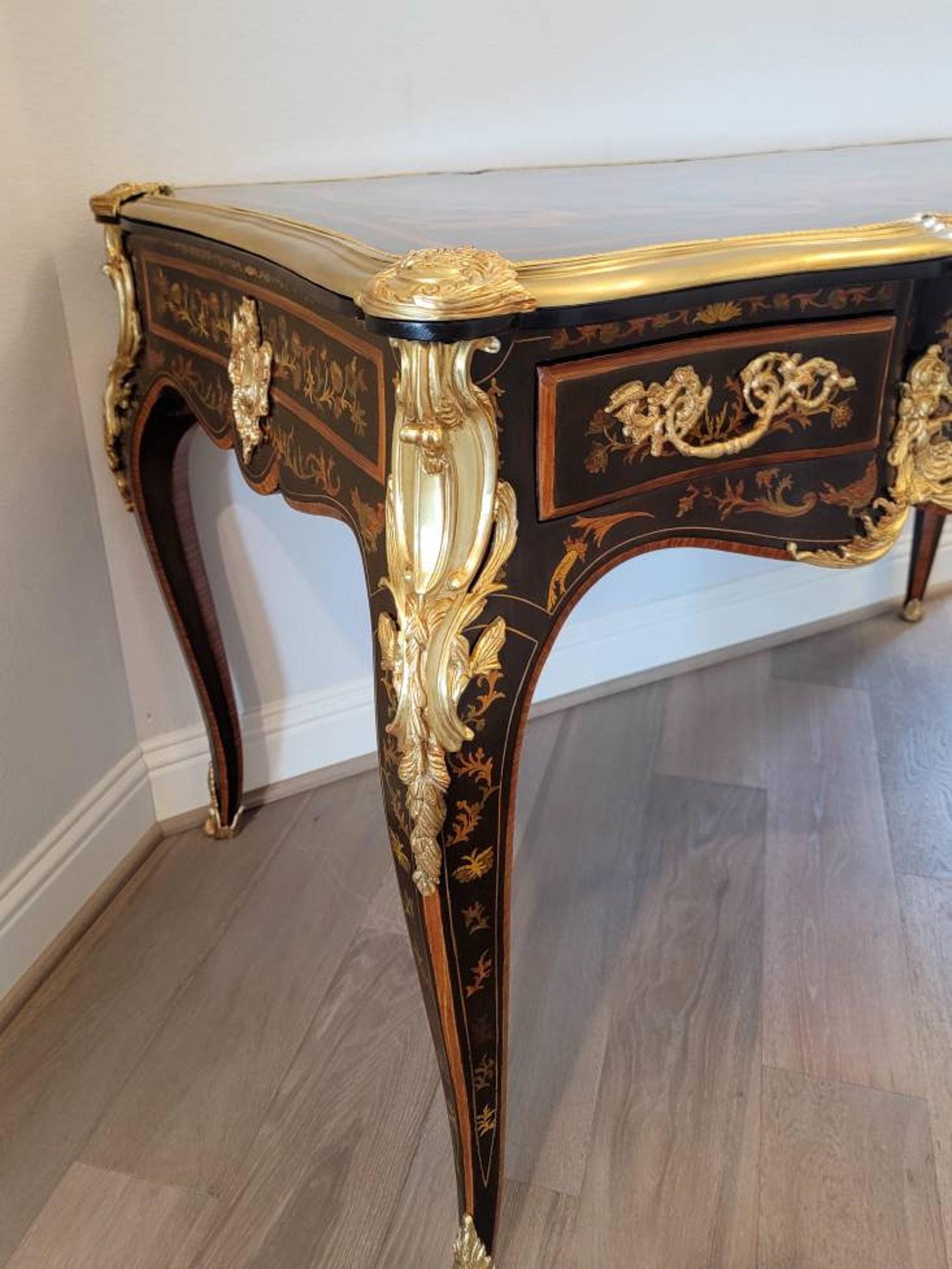 French Louis XV Style Gilt Bronze Marquetry Bureau Plat For Sale 1