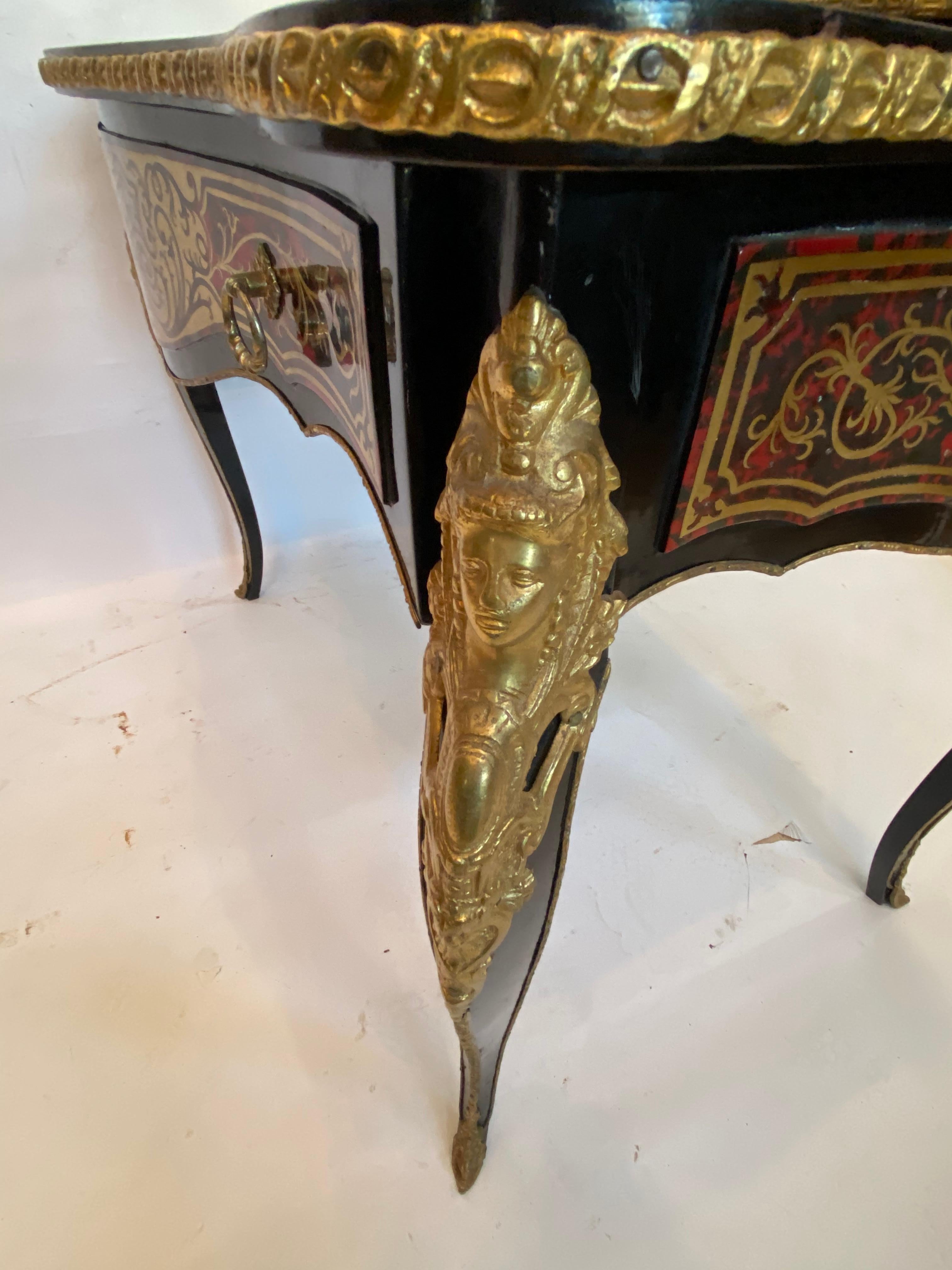 Bureau Escritoire français de style Louis XV monté sur bronze doré en vente 1
