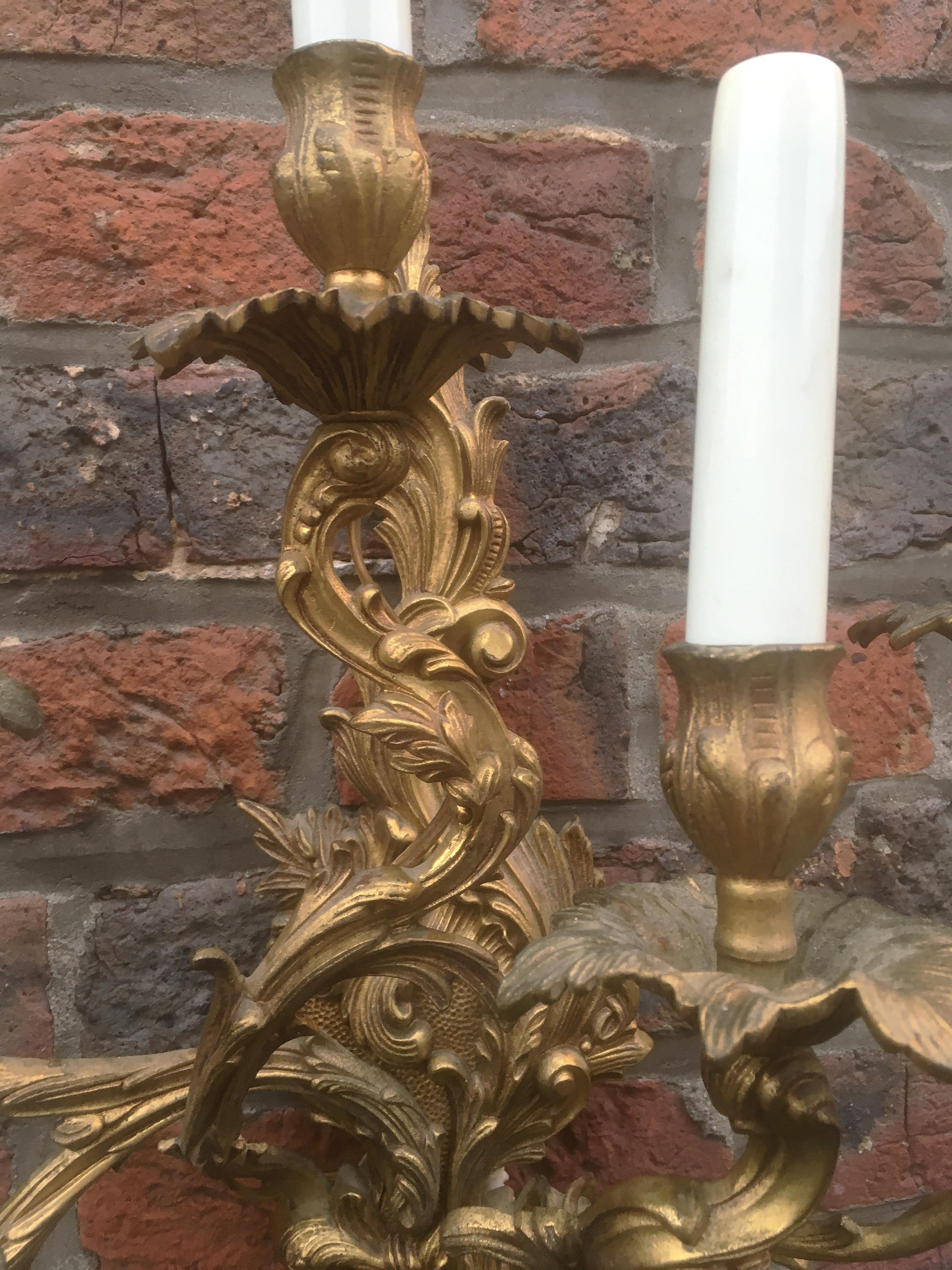 Mid-20th Century French Louis XV Style Gilt Bronze Sconce For Sale