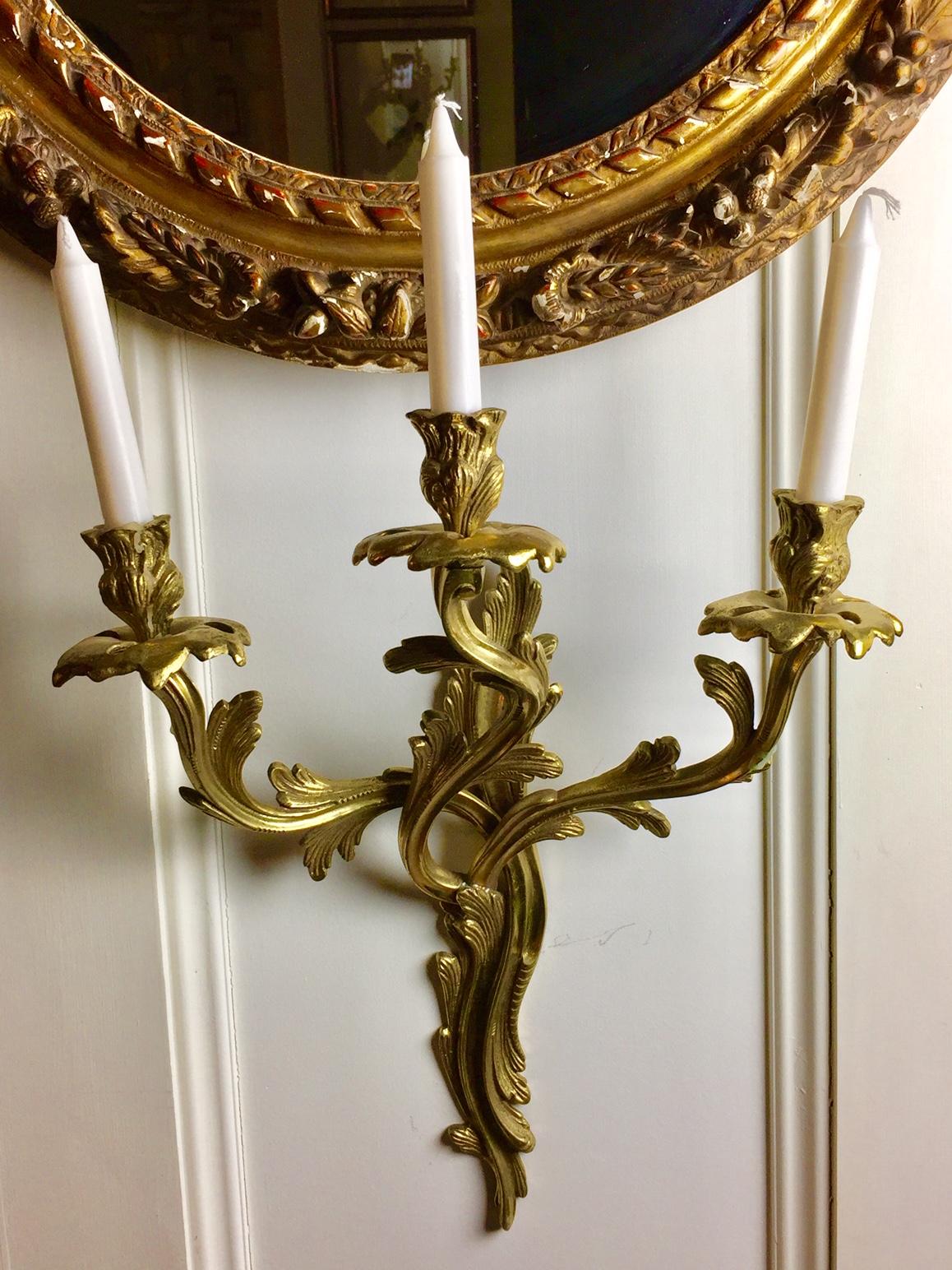 French Louis XV Style Gilt Bronze Sconces, Pair In Excellent Condition In Montreal, Quebec