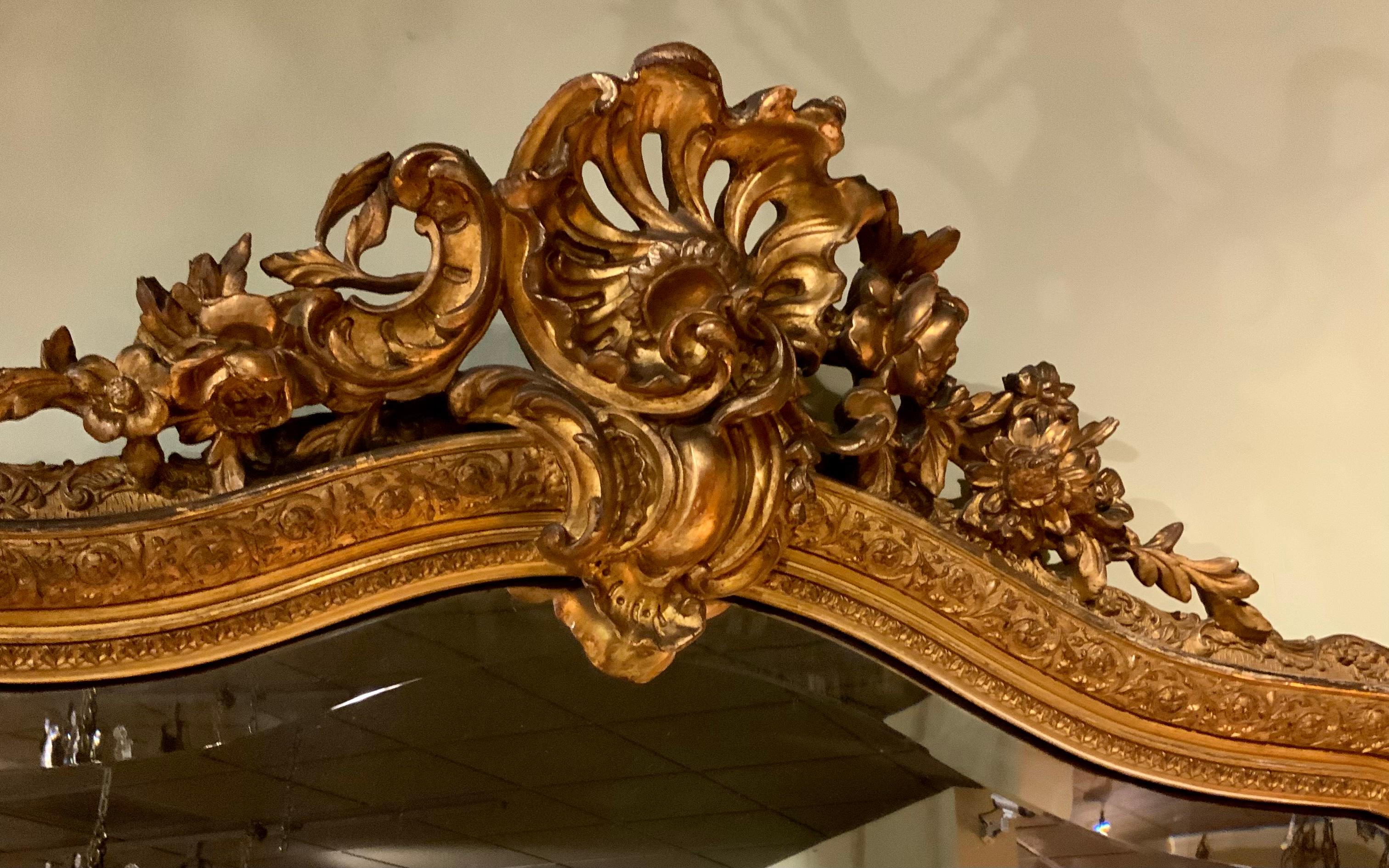 French Louis XV-Style Giltwood Mirror, Beveled For Sale 4