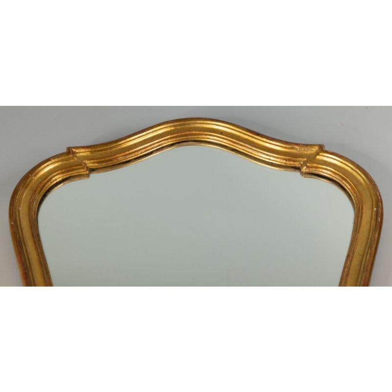 French Louis XV Style Giltwood Mirror In Good Condition In Pearland, TX