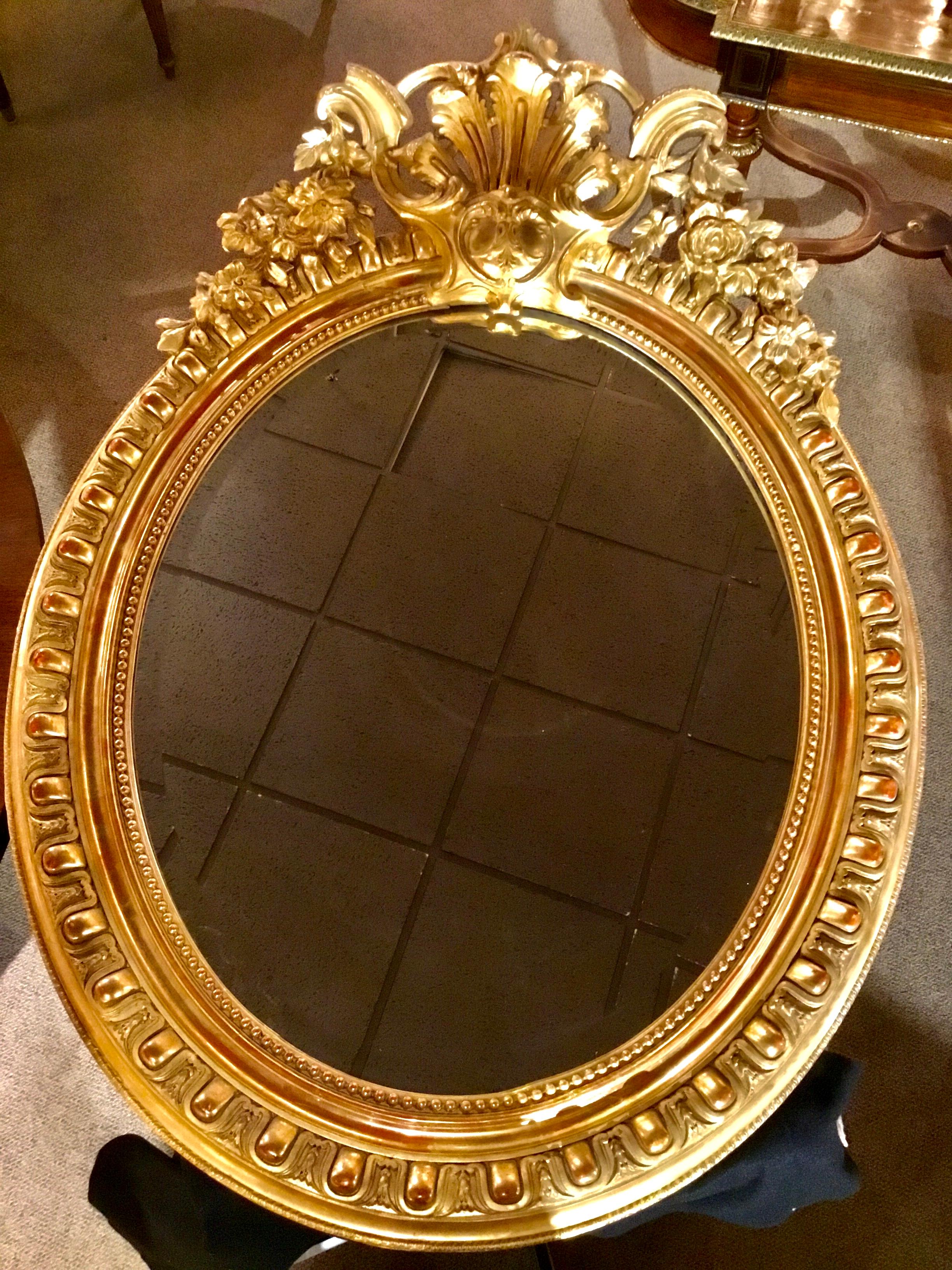French Louis XV-Style Giltwood Oval Beveled Mirror, 19th Century For Sale 2