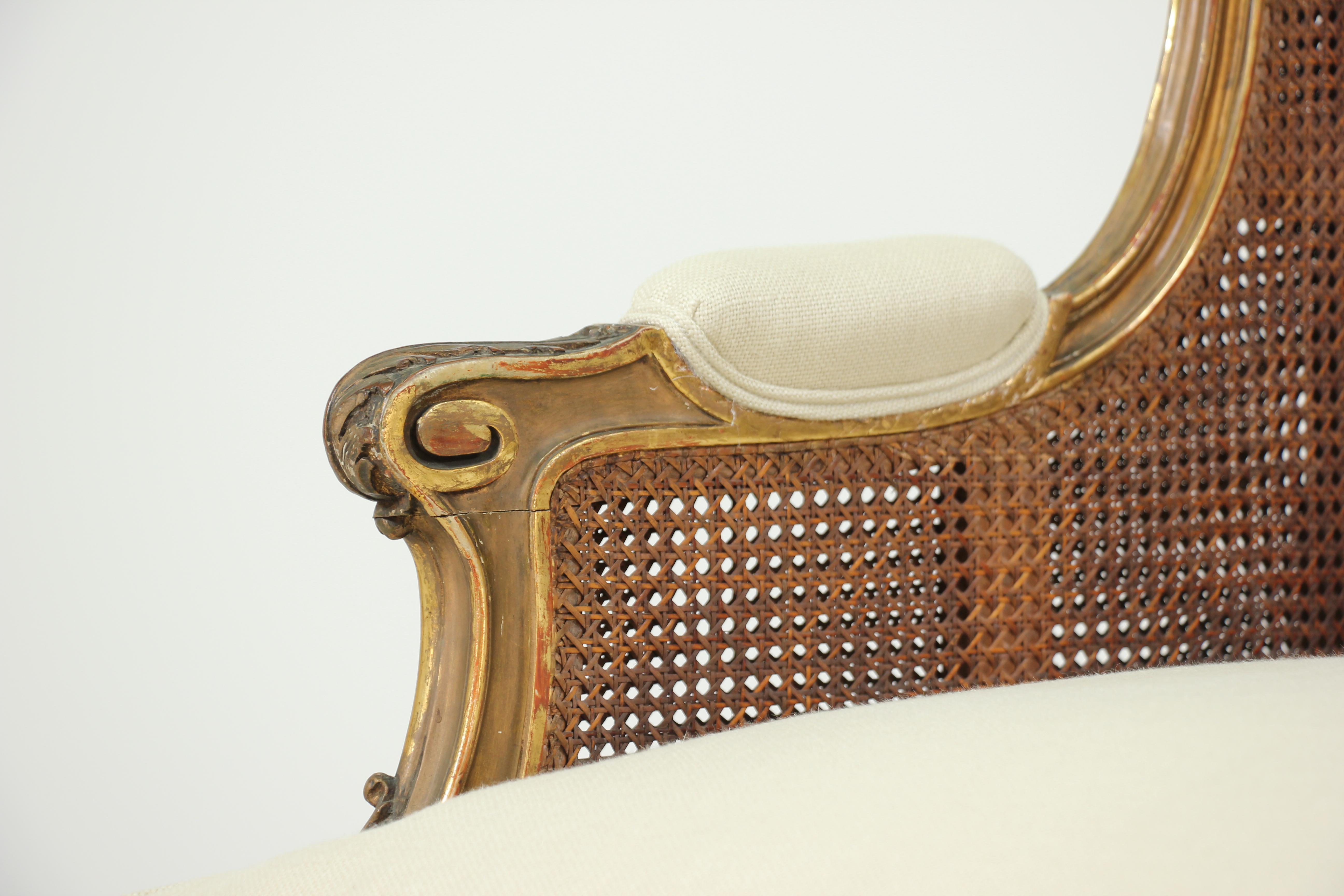 Early 20th Century French Louis XV-Style Giltwood Settee