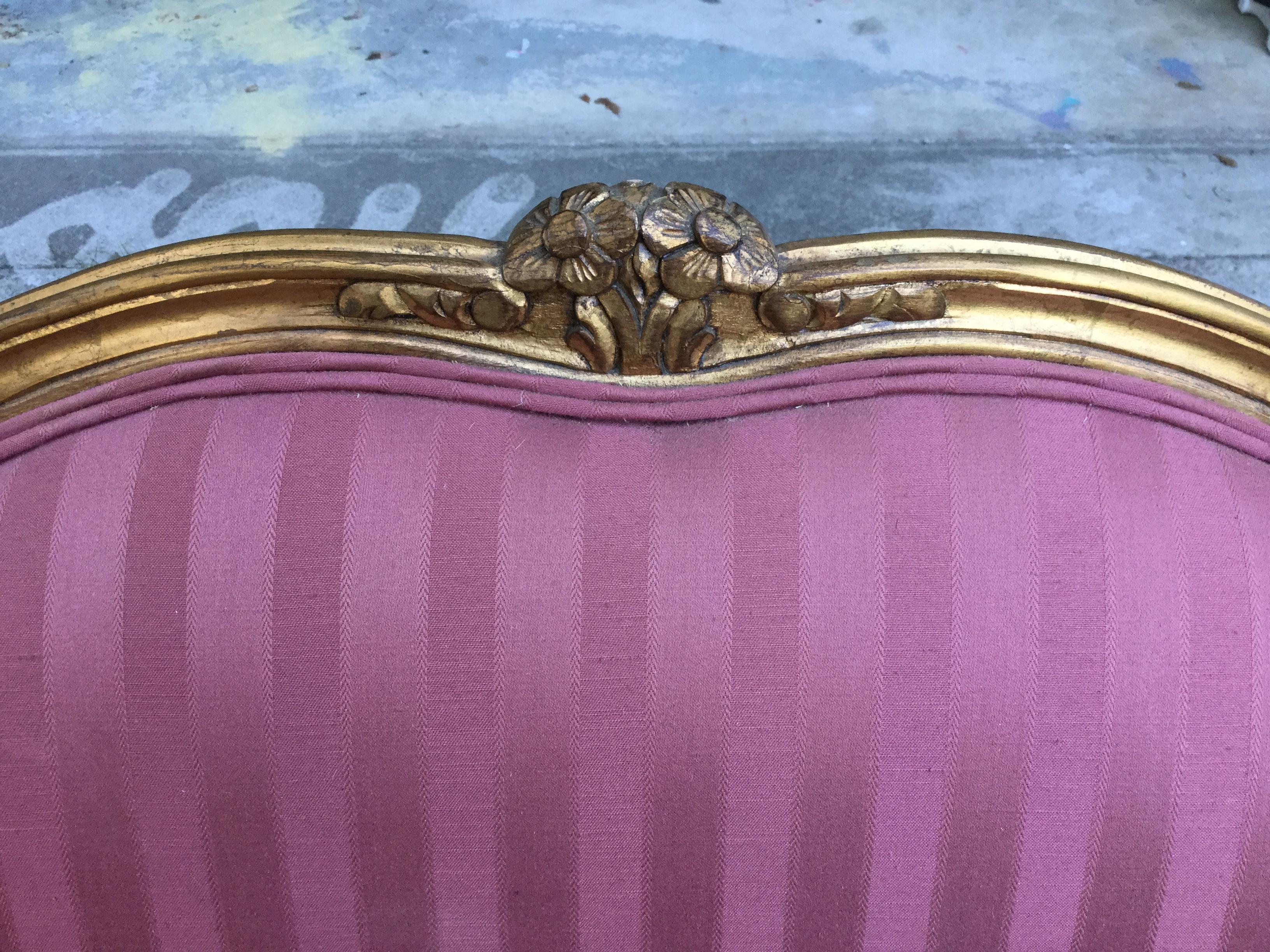 Painted French Louis XV-Style Gold Frame Pink Settee For Sale