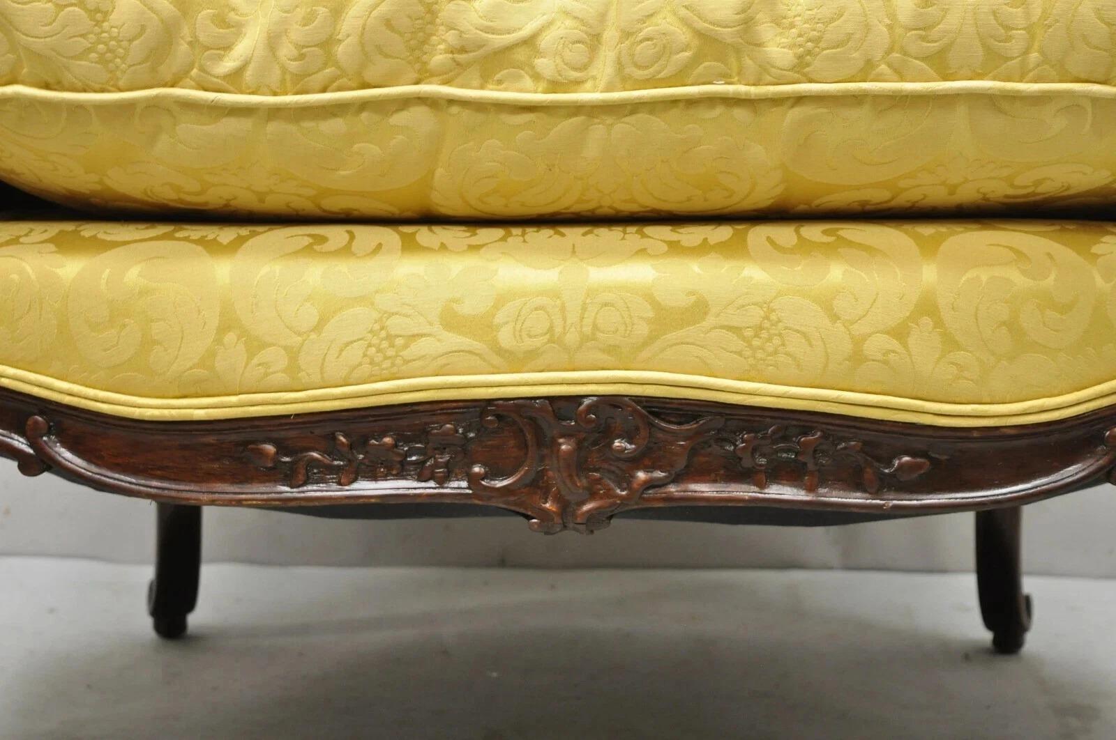 Sillón Francés Estilo Luis XV Tapizado Dorado Asiento Ancho Settee Bergere en venta 4