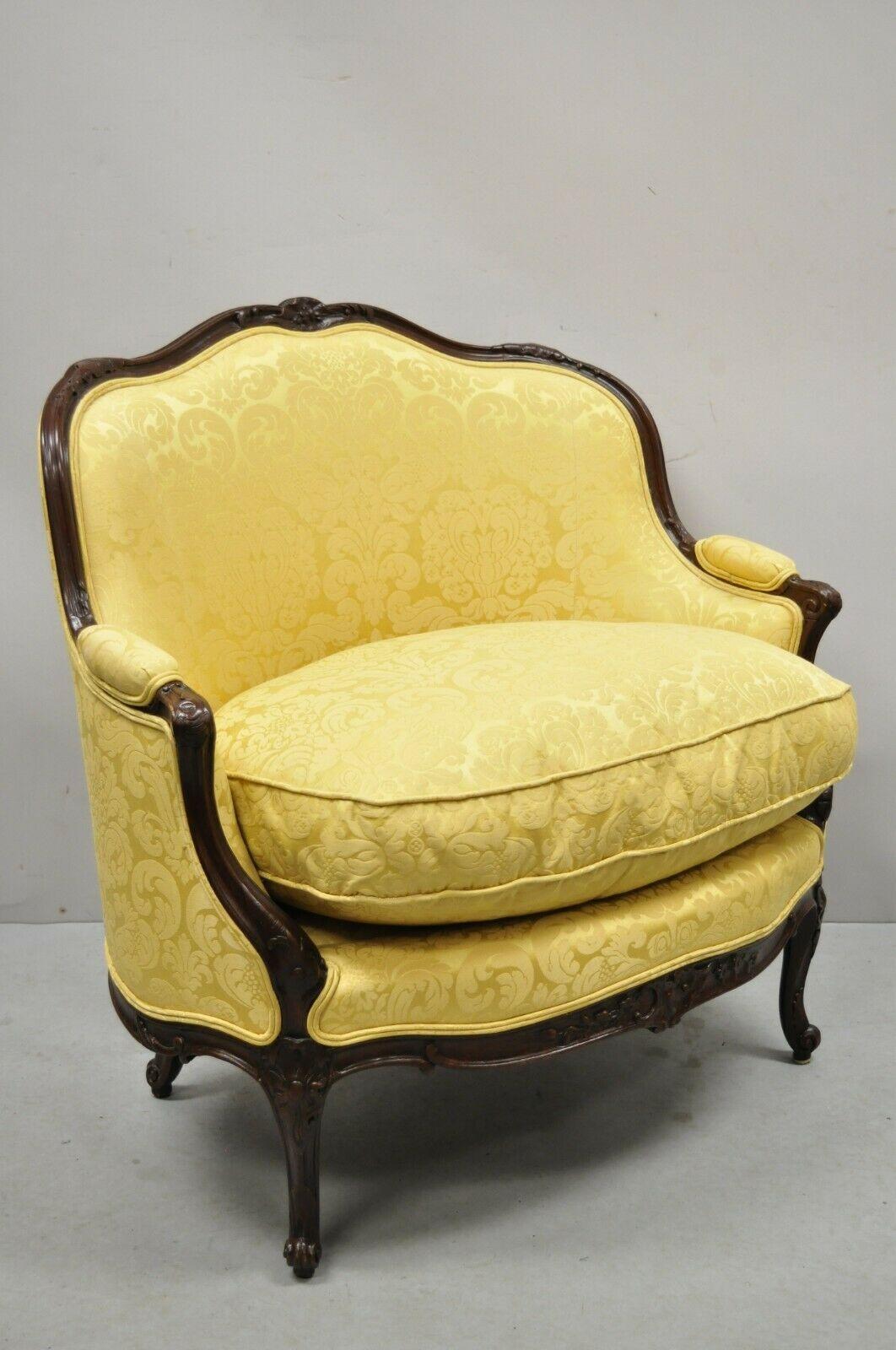 French Louis XV Style Gold Upholstered Wide Seat Lounge Chair Settee Bergere For Sale 7