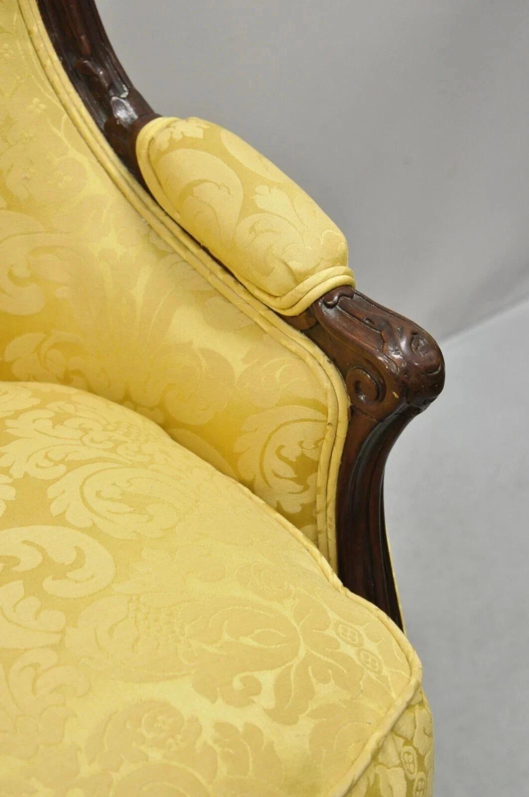 Sillón Francés Estilo Luis XV Tapizado Dorado Asiento Ancho Settee Bergere Tela en venta