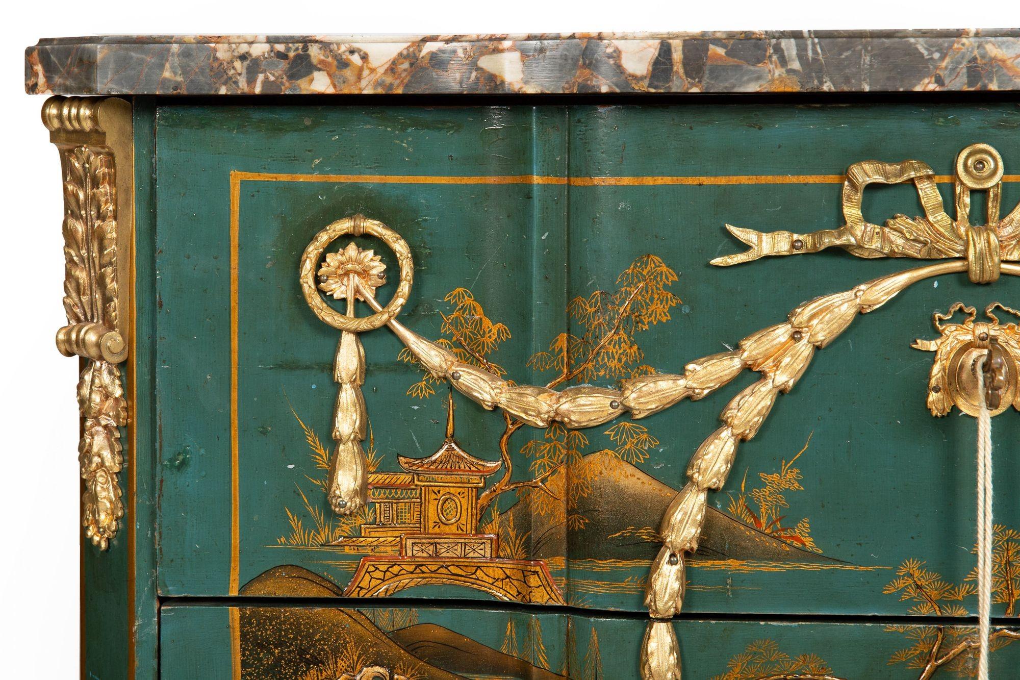 French Louis XV Style Green Chinoiserie Commode Chest of Drawers For Sale 4
