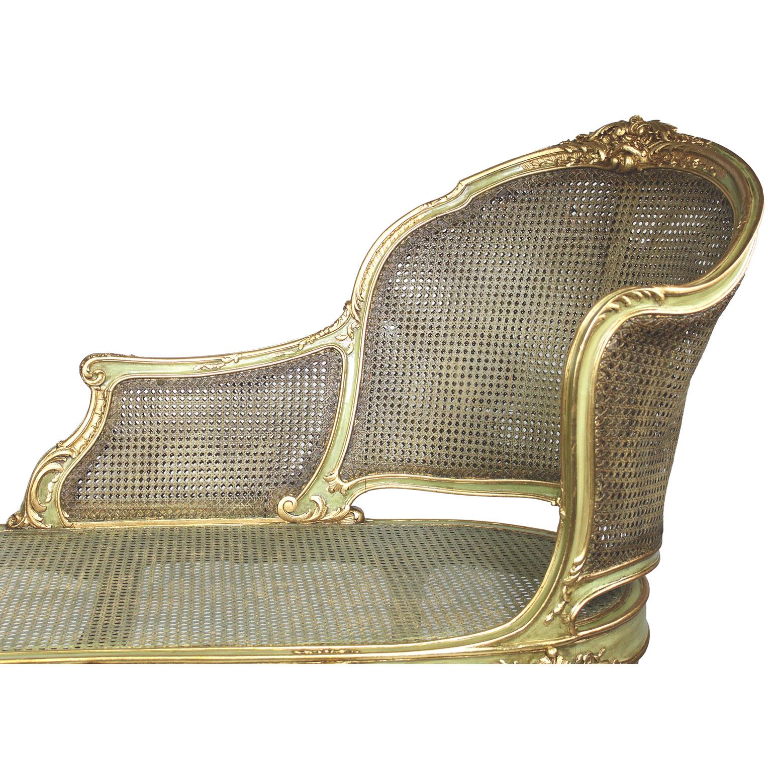 French Louis XV Style Green-Lacquered and Parcel Giltwood Carved Chaise Lounge For Sale 7