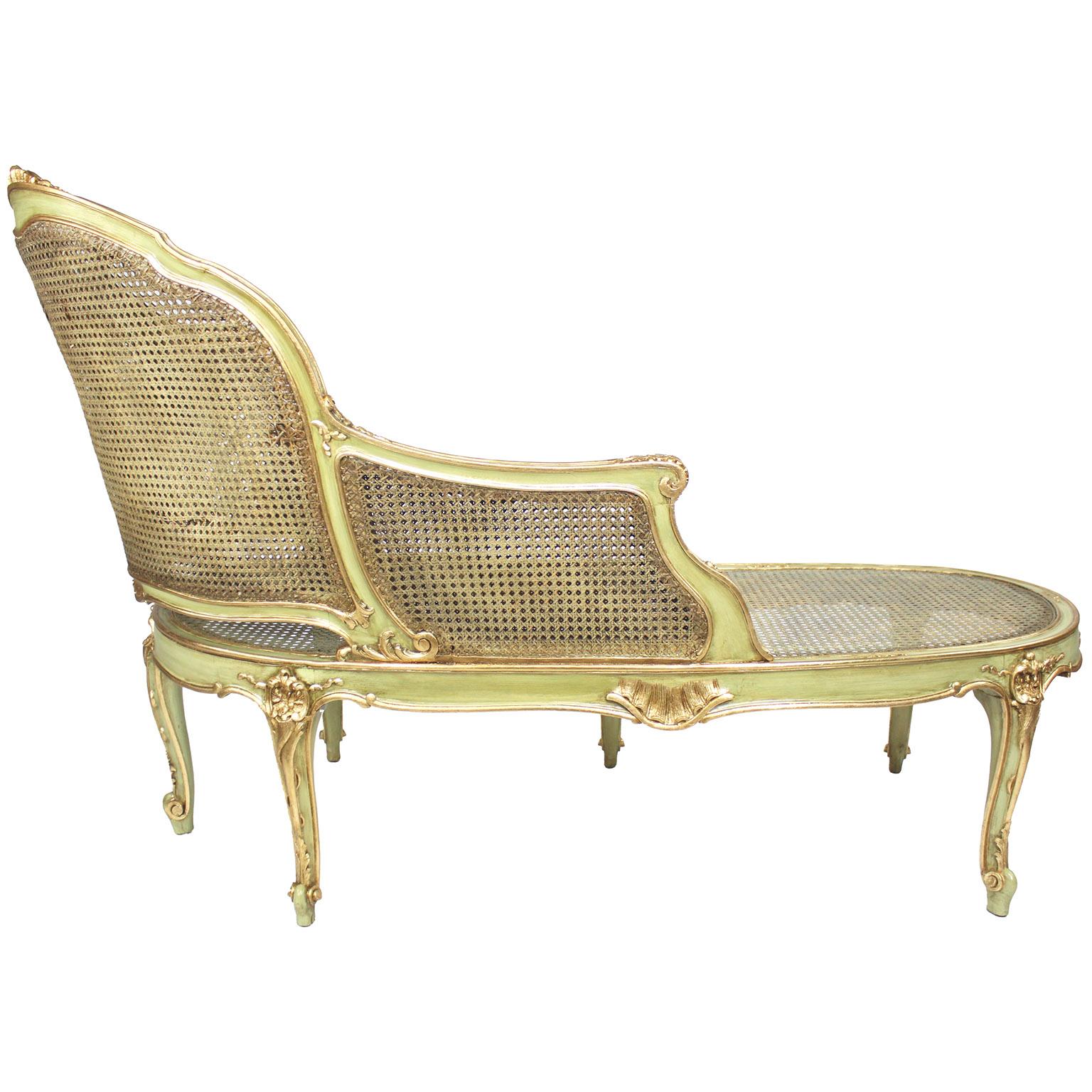20th Century French Louis XV Style Green-Lacquered and Parcel Giltwood Carved Chaise Lounge For Sale