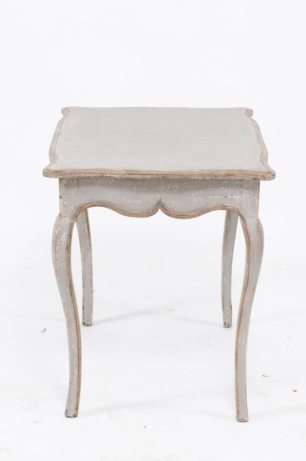 French Louis XV Style Grey Painted Pine Table with Single Drawer, circa 1880 (19. Jahrhundert)