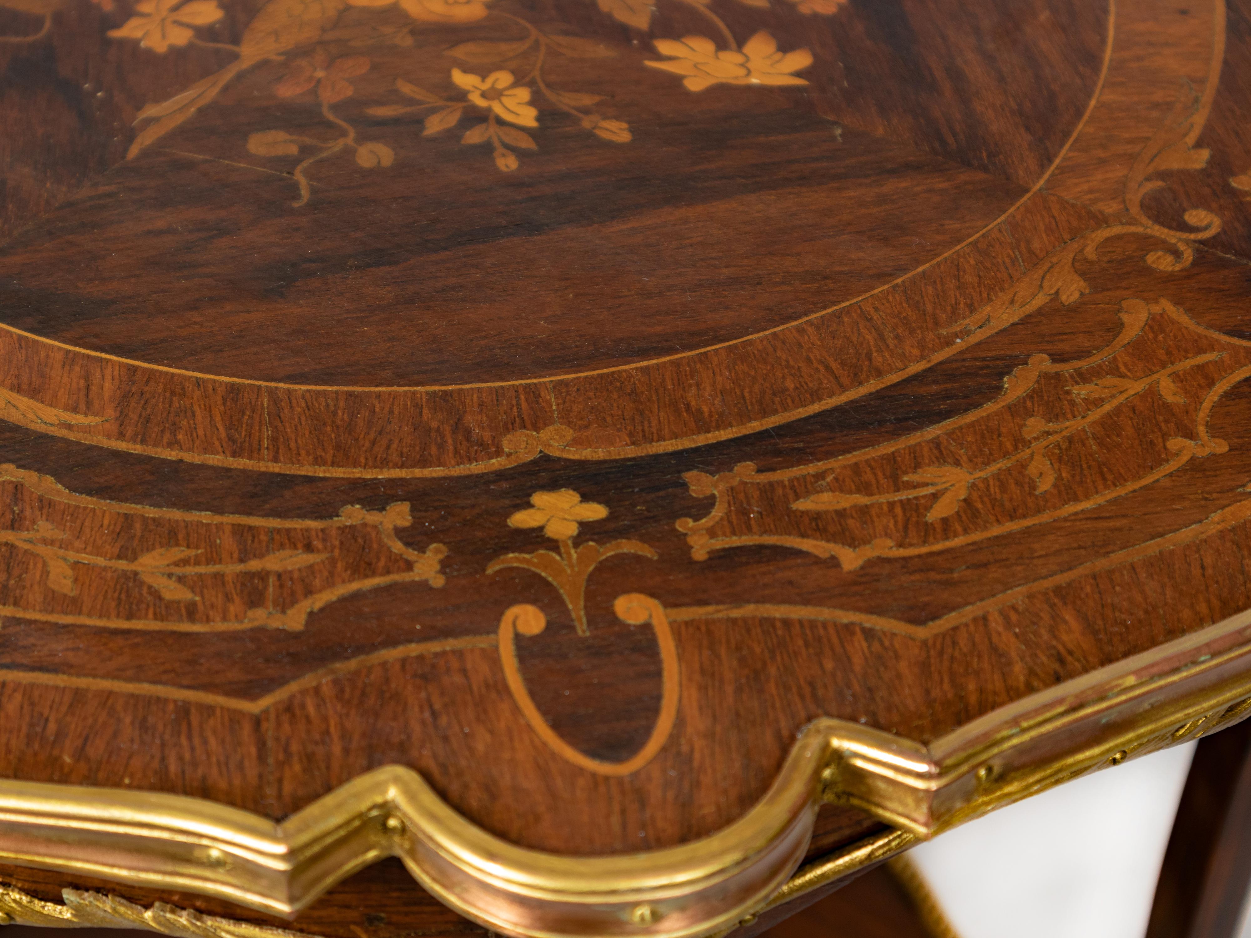 Marqueterie Table Guéridon de style Louis XV, 19e siècle en vente