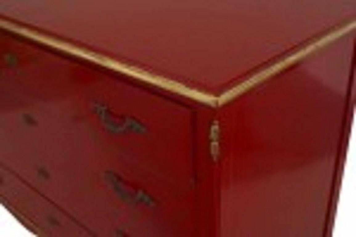 French Louis XV Style Jansen Red Lacquered Chest In Good Condition For Sale In Queens, NY