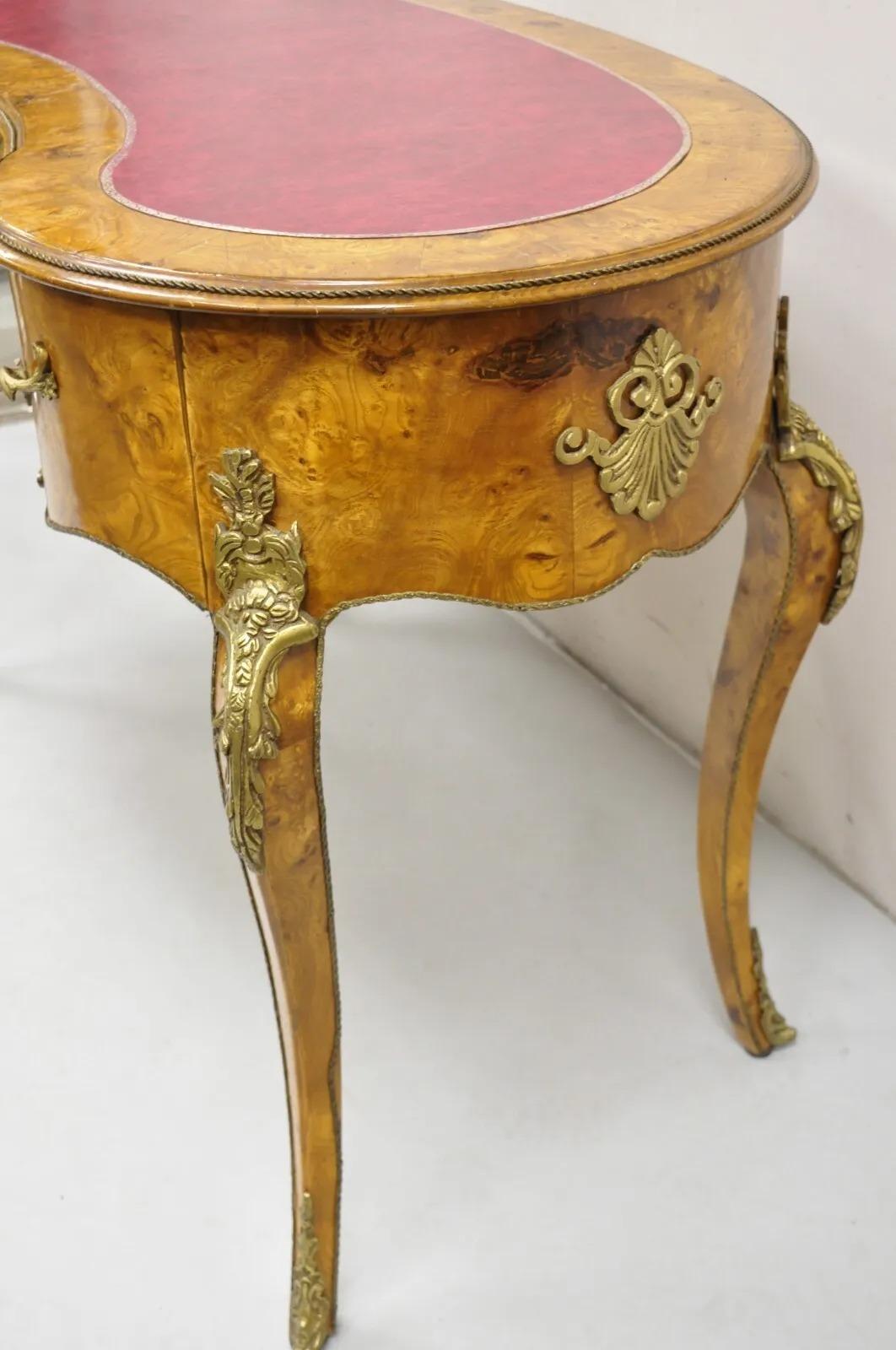 French Louis XV Style Kidney Shaped Leather Top Bronze Mounted 3 Drawer Desk For Sale 7