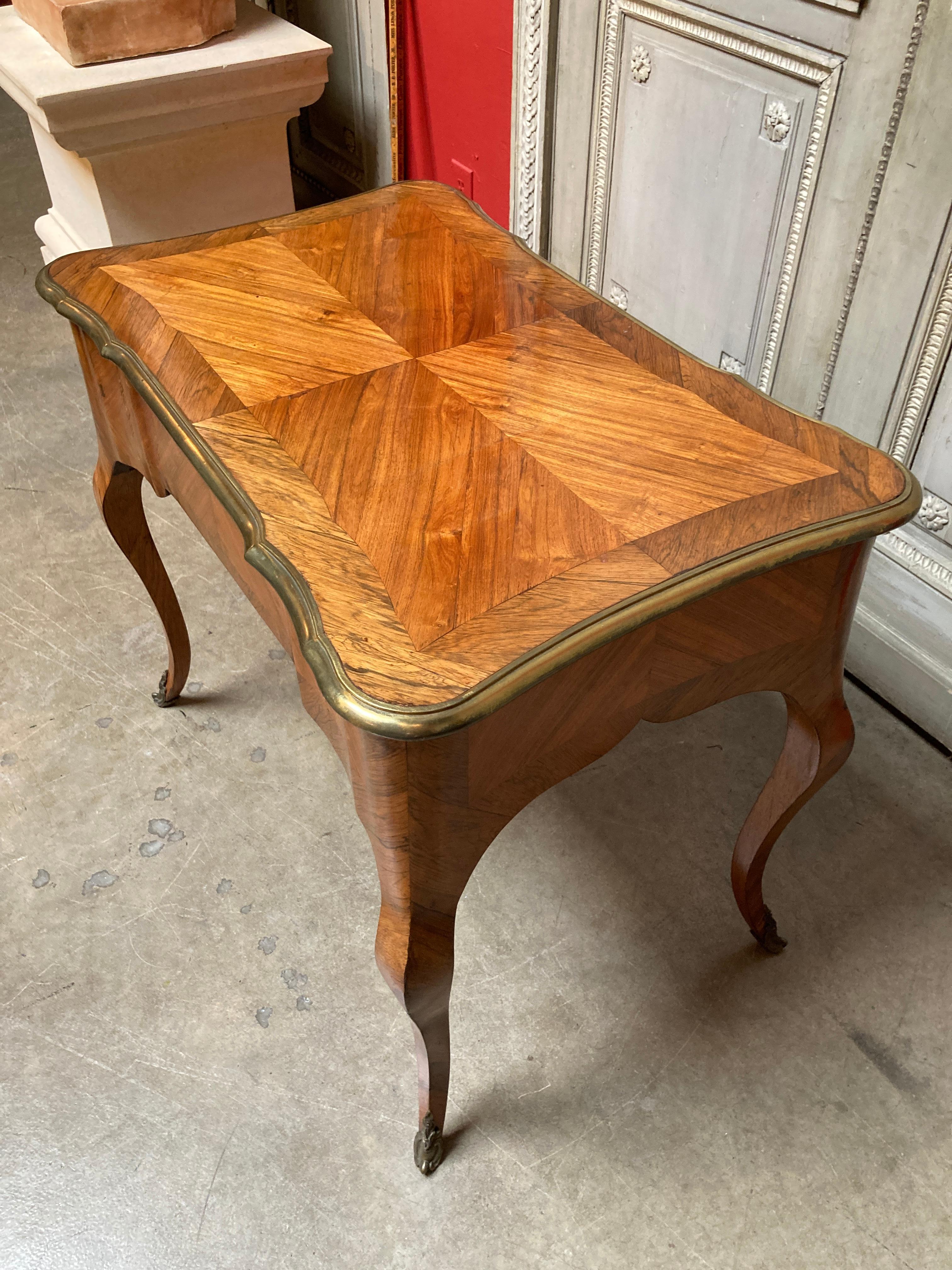 French Louis XV Style Kingwood Parquetry Writing Table 8