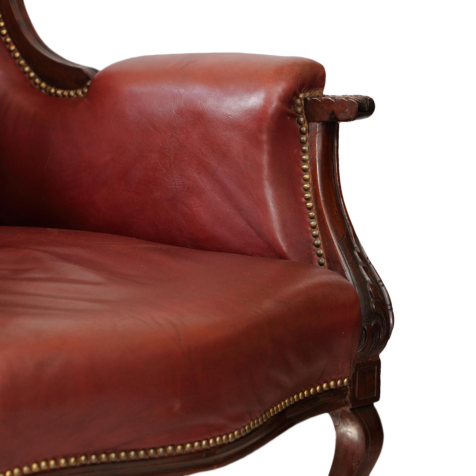 French Louis XV Style Leather Bergere Chair, circa 1860 In Good Condition For Sale In Tetbury, Gloucestershire