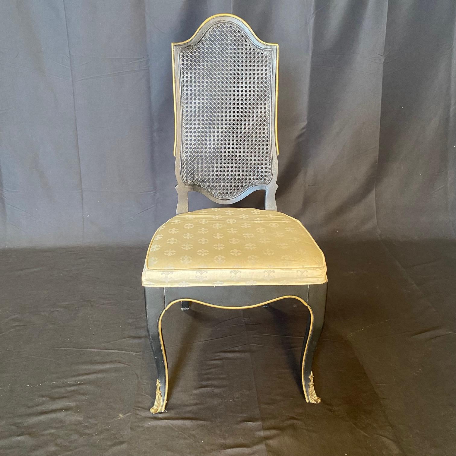Französischer Schreibtisch im Louis-XV-Stil mit Lederplatte und passender Schreibtischstuhl im Angebot 9