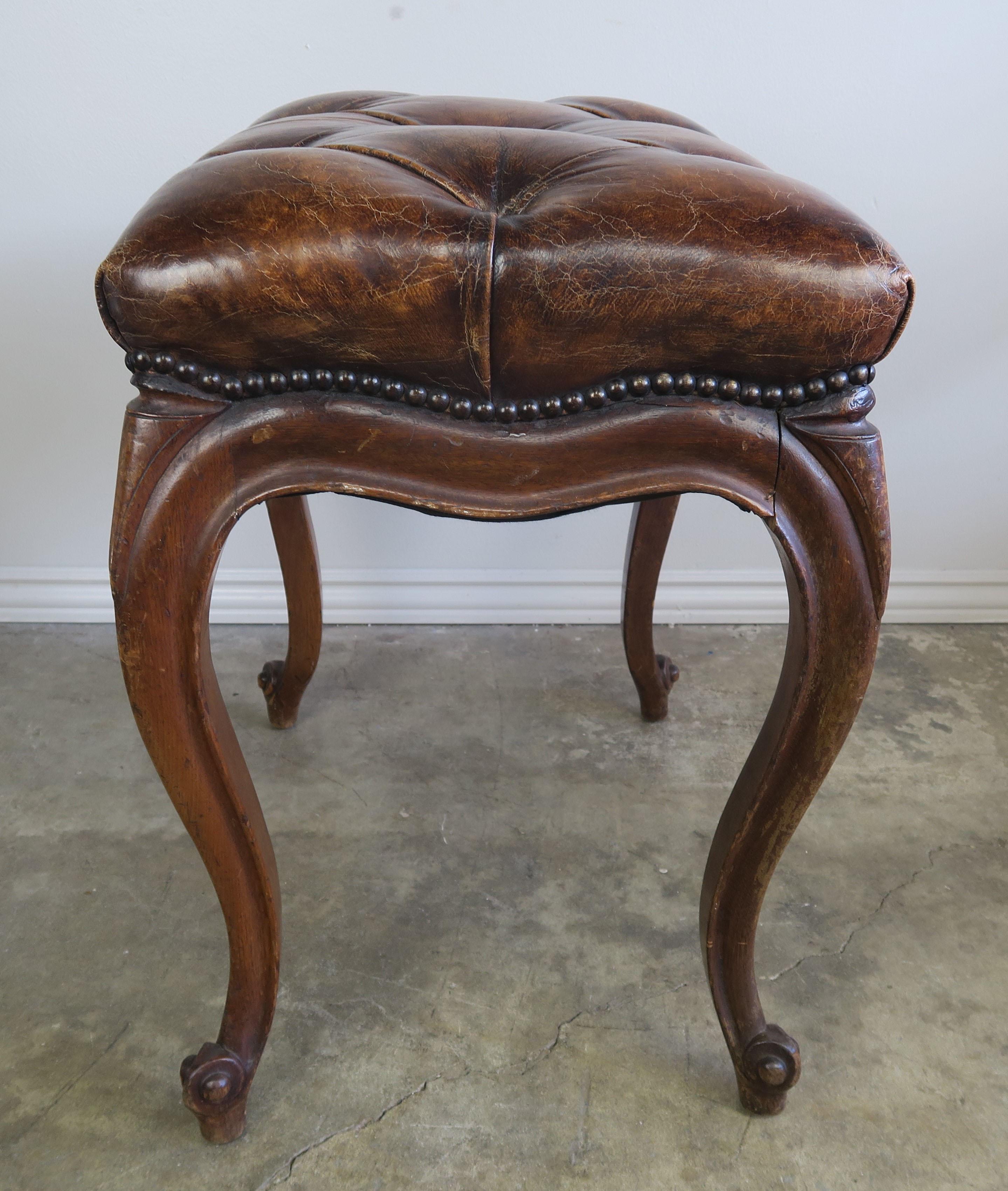 French Louis XV Style Leather Tufted Bench, circa 1930s 4