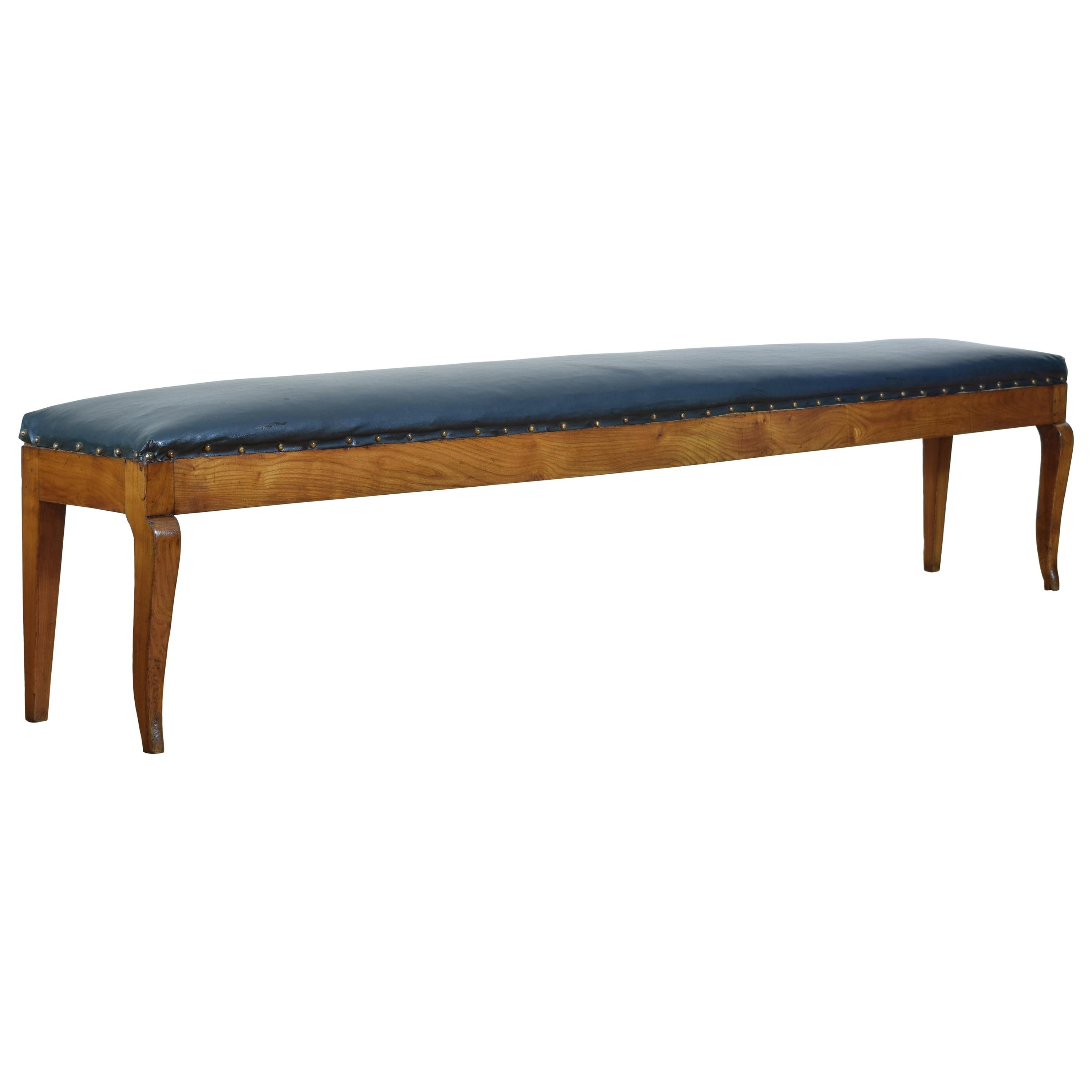 French Louis XV Style Light Oak and Upholstered Long Bench, Early 20th Century