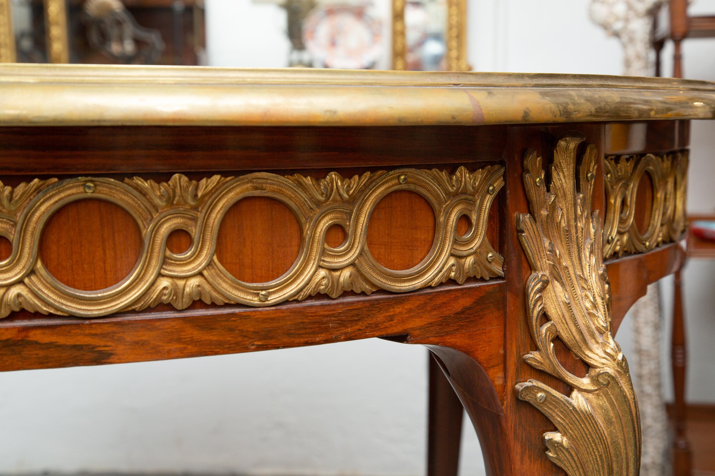 French Louis XV Style Mahogany and Rosewood Dining Table 4