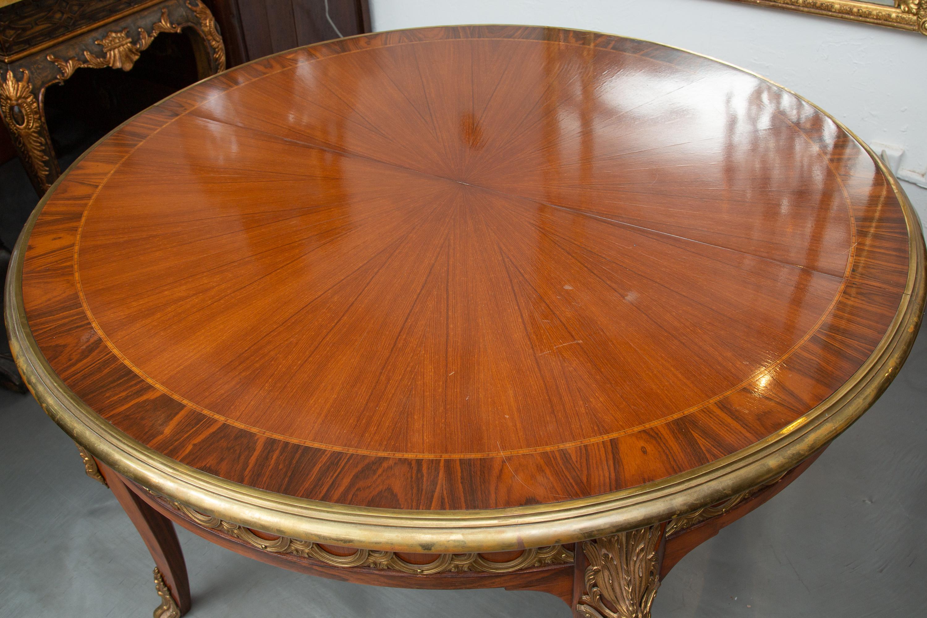 French Louis XV Style Mahogany and Rosewood Dining Table 7