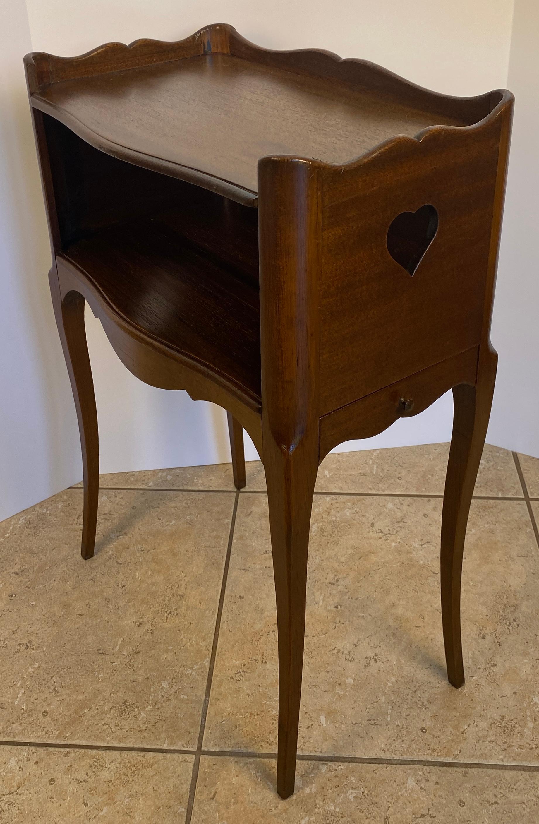 French Louis XV Style Mahogany Side Table or Nightstand For Sale 5