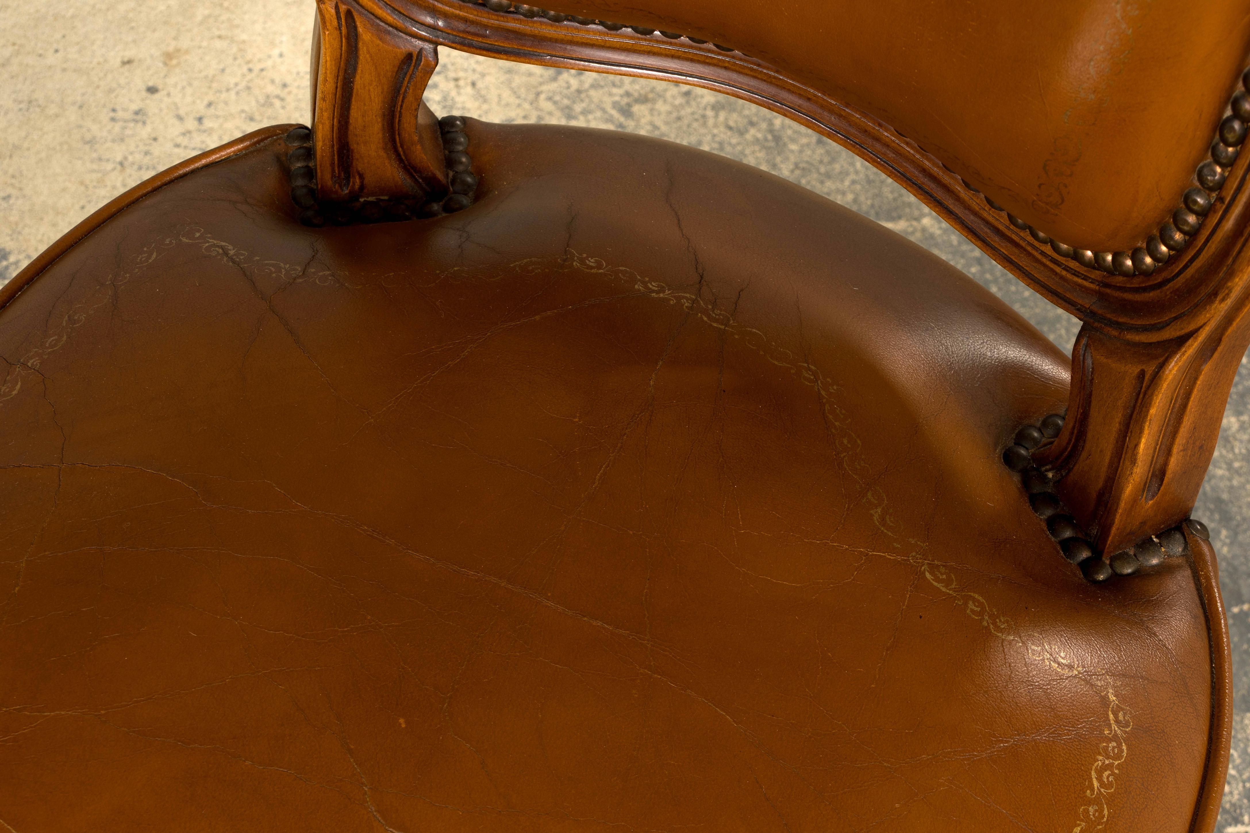 Chaises de salle à manger en érable de style Louis XV en cuir brun - Lot de 6 en vente 12