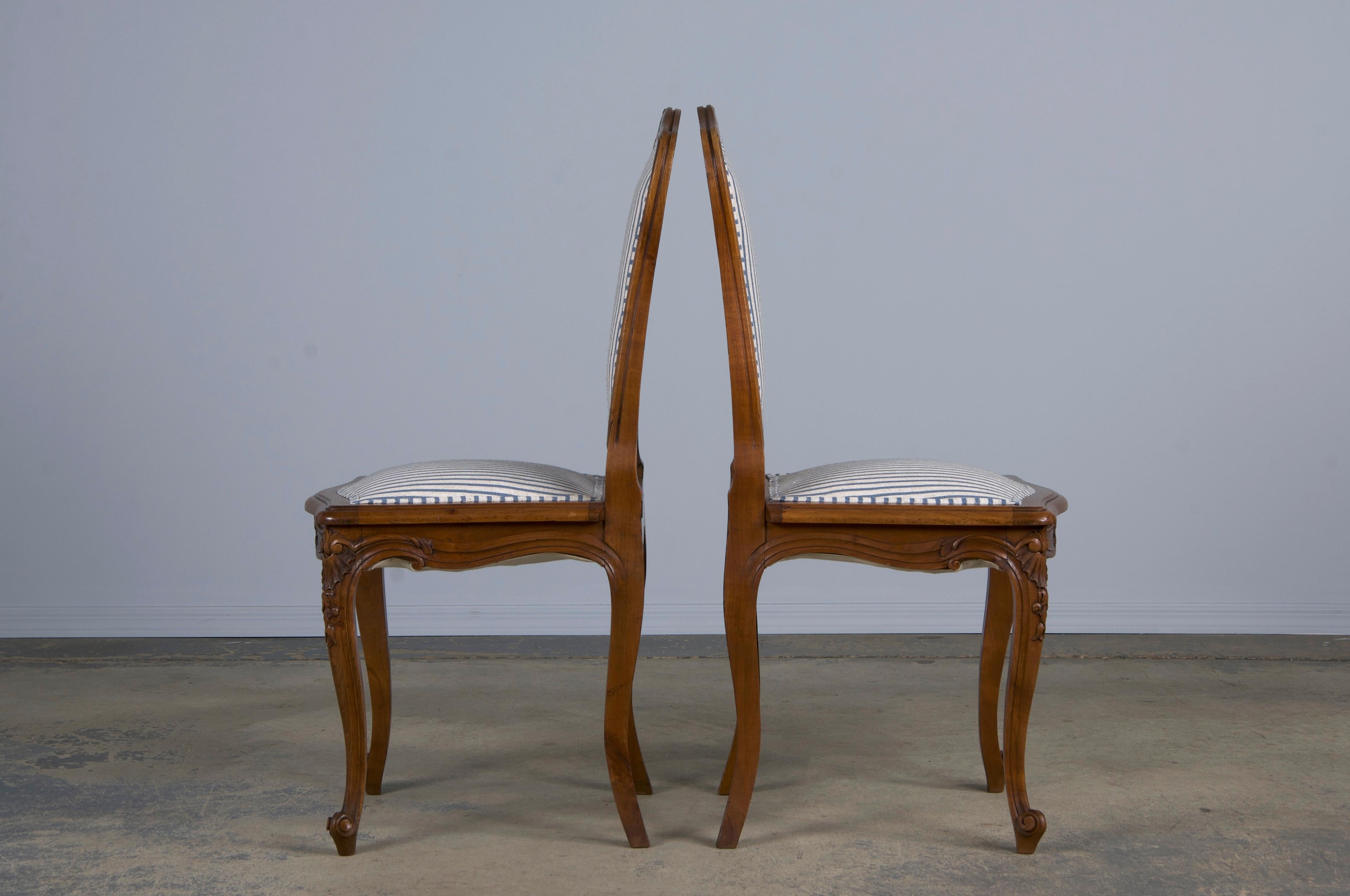 French Louis XV Style Maple Dining Chairs W/ Striped Linen - Set of 10 8