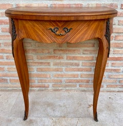 Table de jeu française de style Louis XV en marqueterie, avec pieds cabrioles