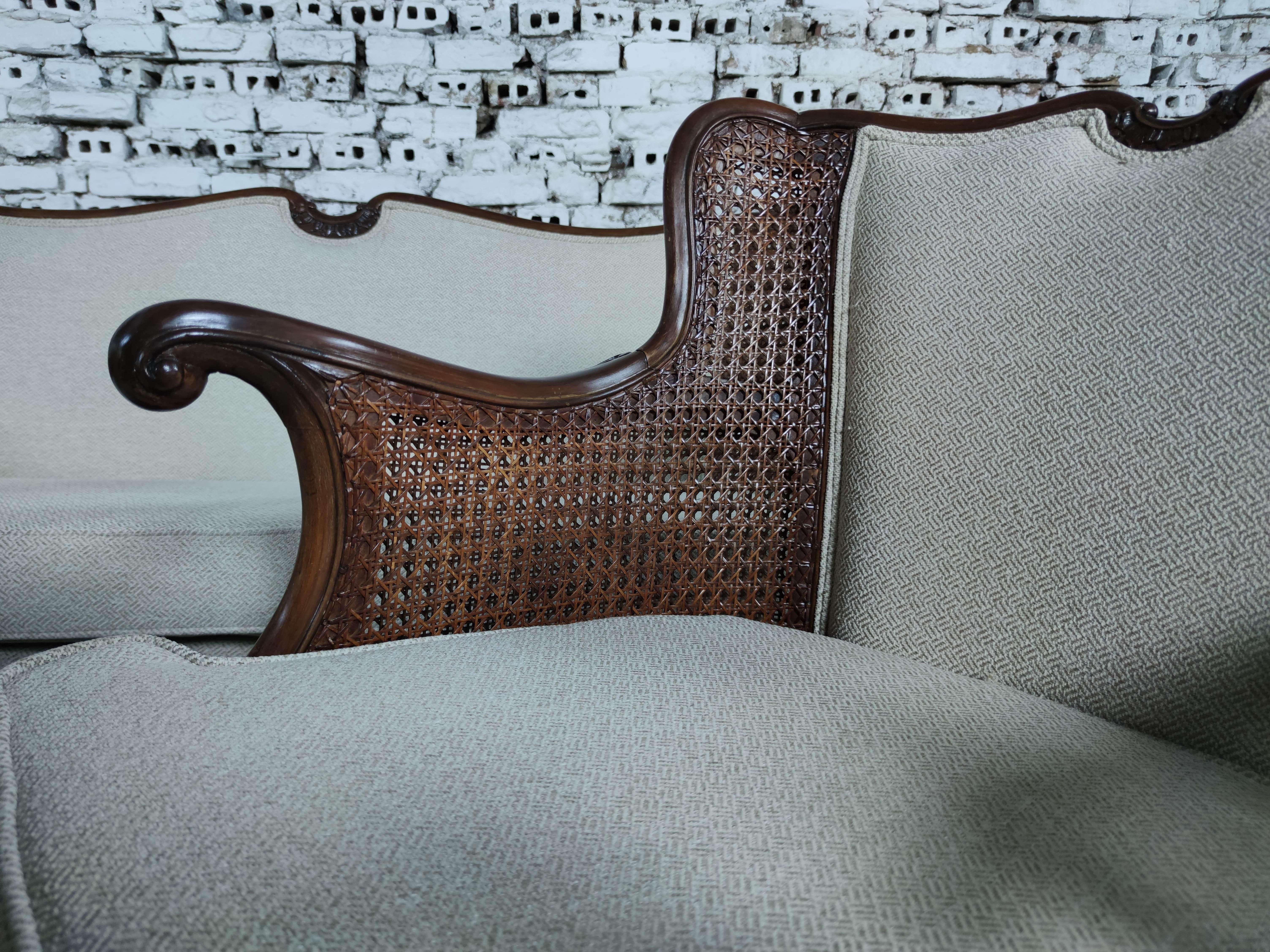 Französisch Louis XV Style Neu gepolstert Cane und Holz Salon Sofa Set von 3  im Angebot 2
