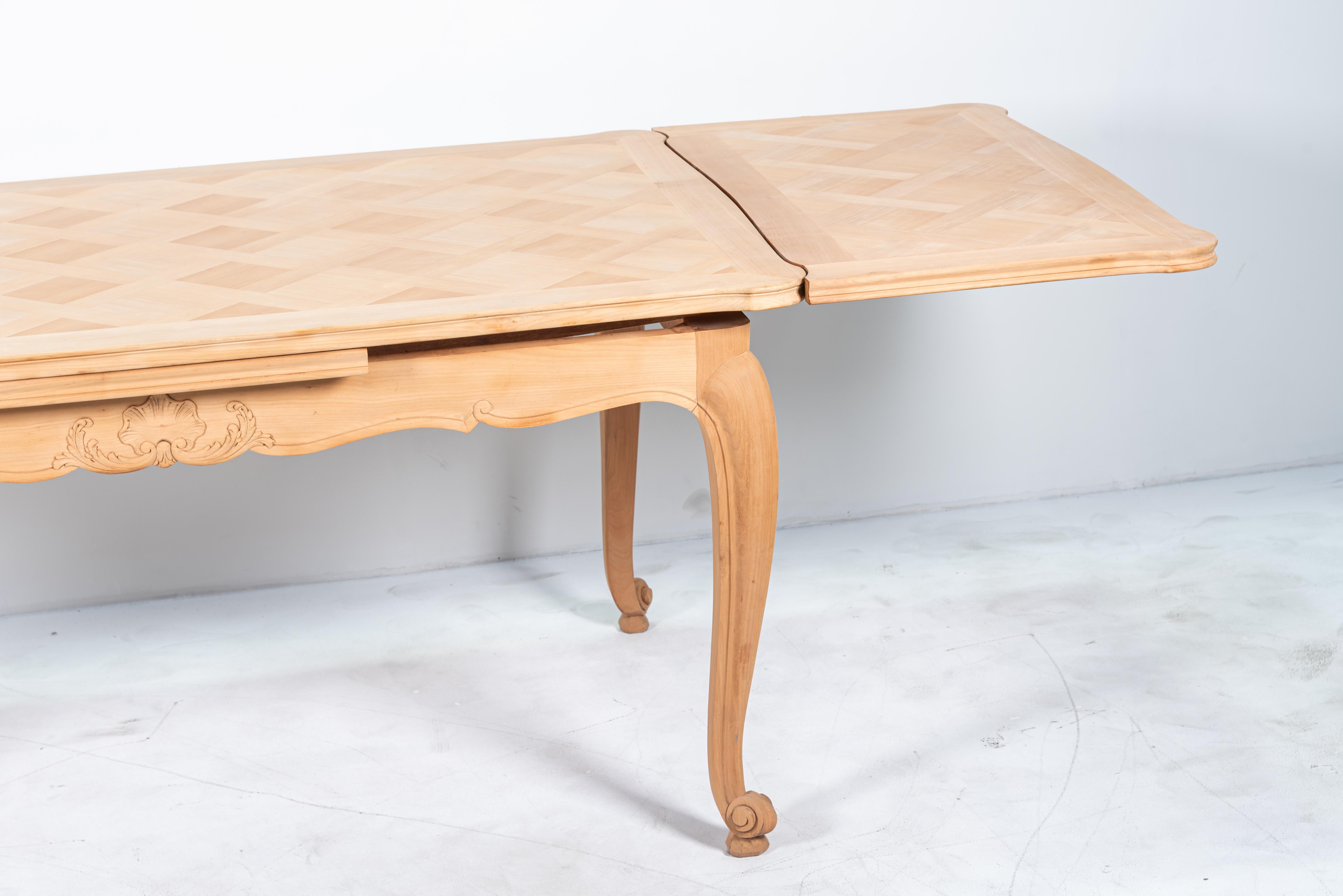 French Louis XV Style Oak Dinning Table 1