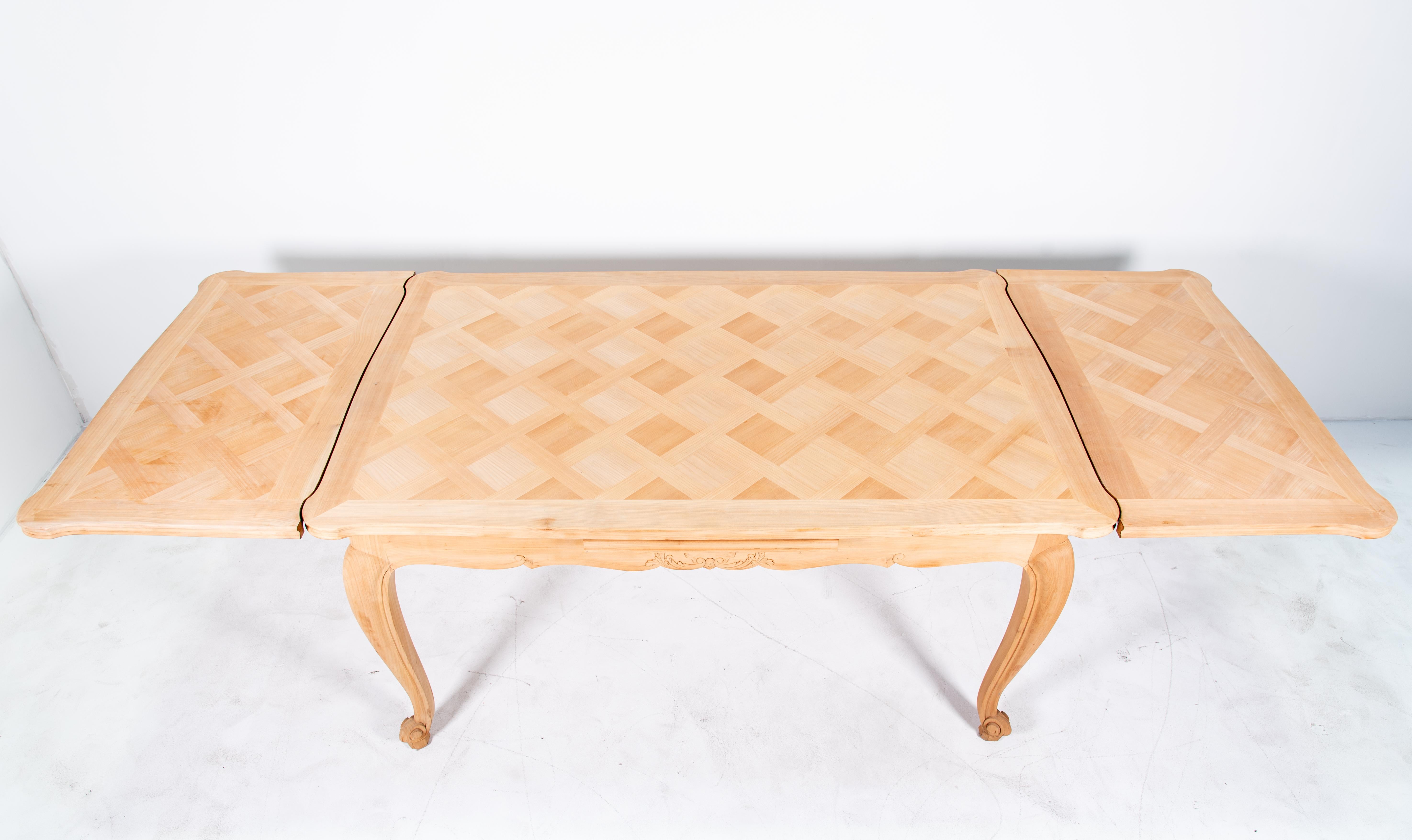 French Louis XV Style Oak Dinning Table 3