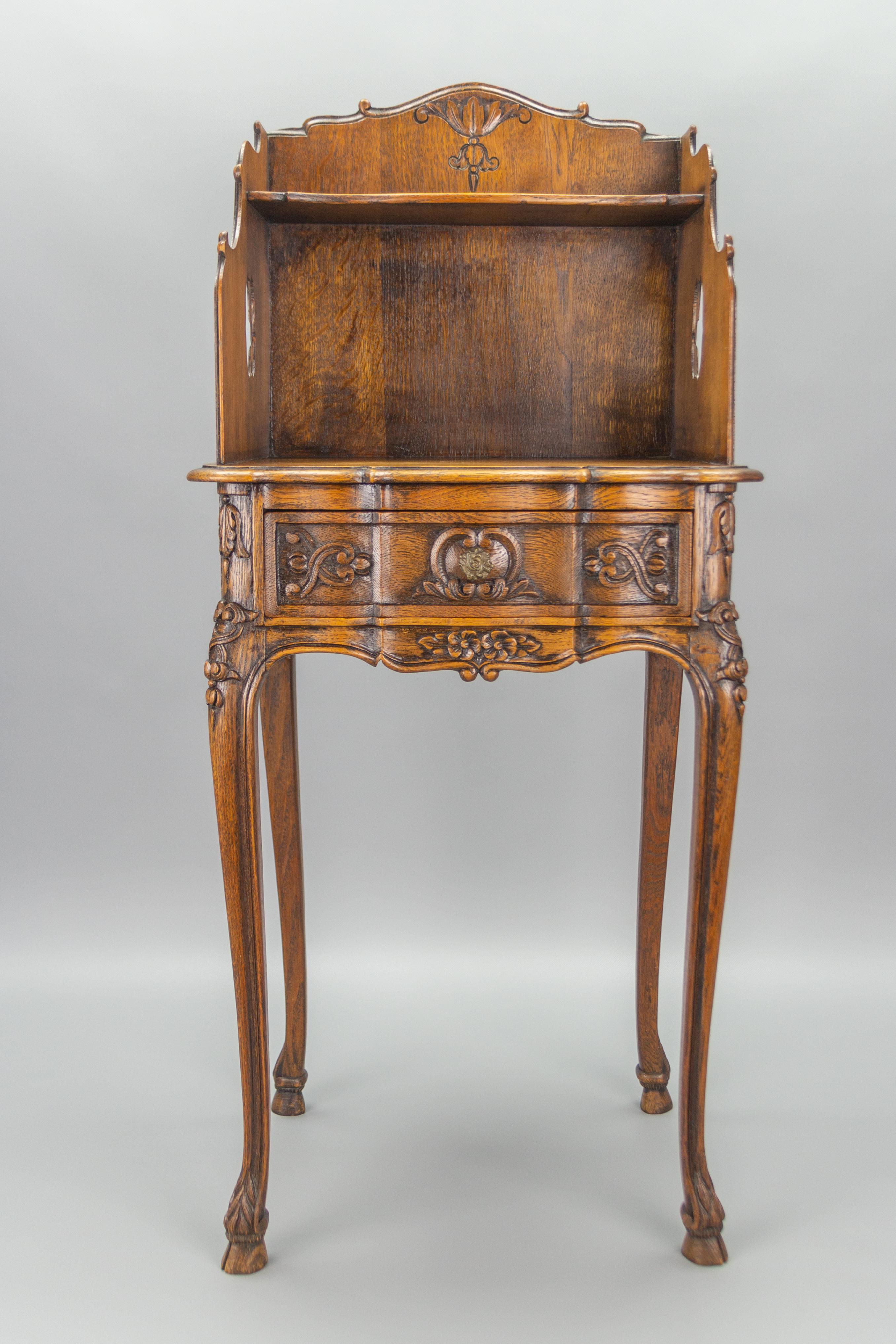 French Louis XV Style Oakwood Nightstand or Side Table 14