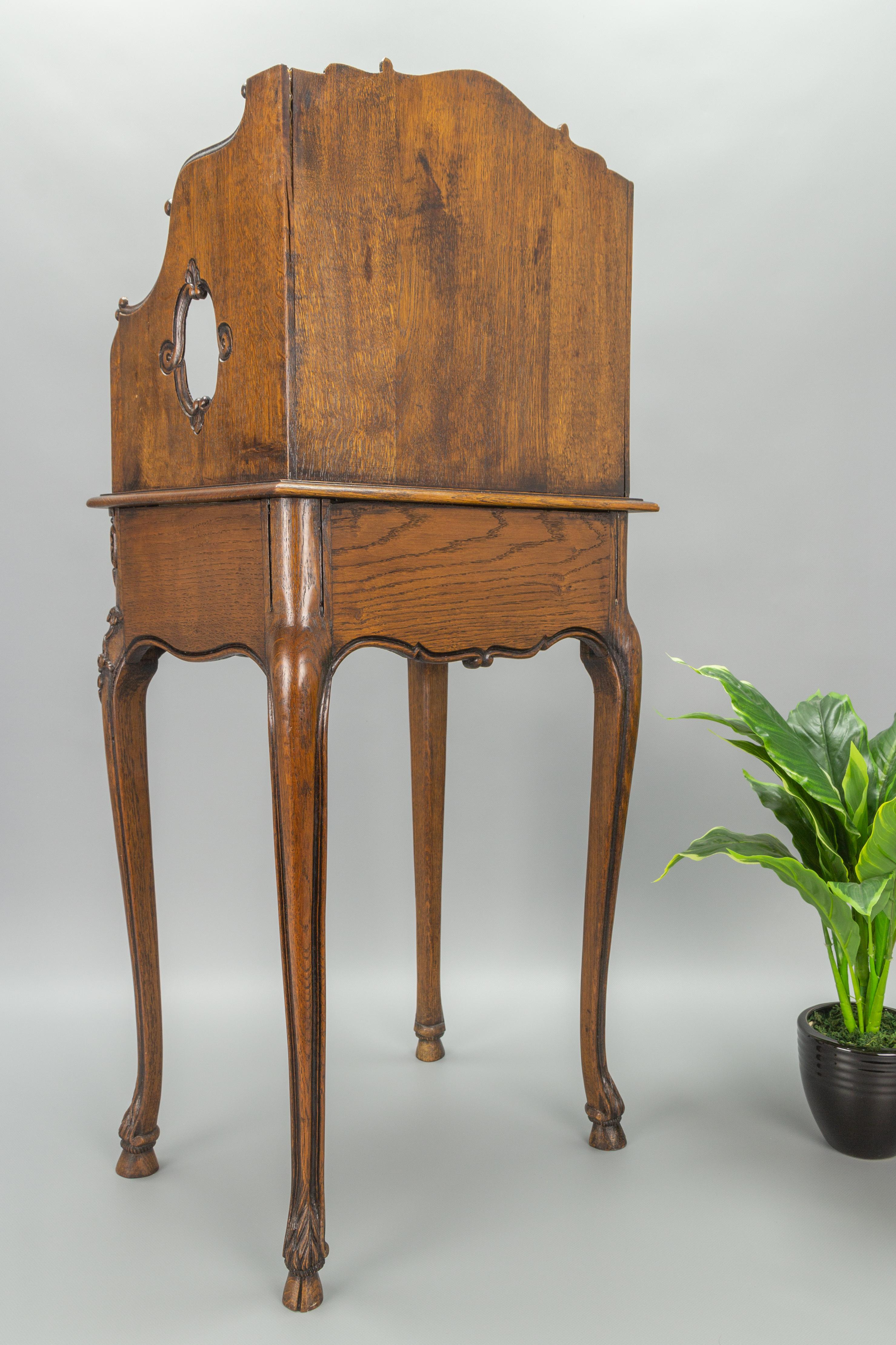 French Louis XV Style Oakwood Nightstand or Side Table 2