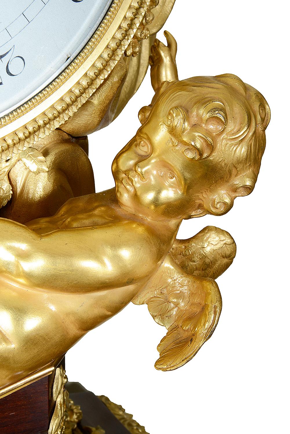 Französische Ormolu-Großvateruhr im Louis XV-Stil (Goldbronze) im Angebot