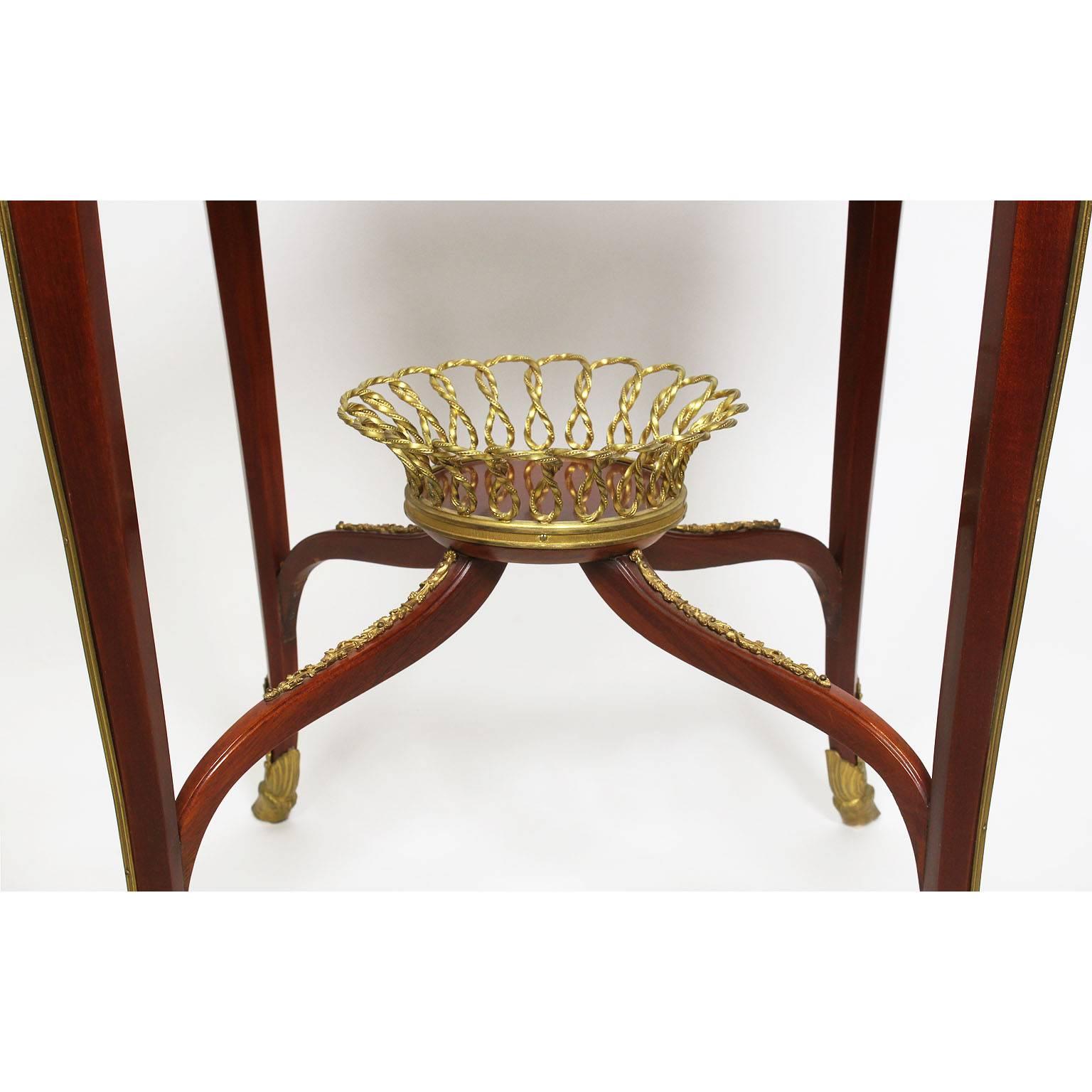 French Louis XV Style Ormolu-Mounted and Marquetry Gueridon Side Table In Good Condition For Sale In Los Angeles, CA