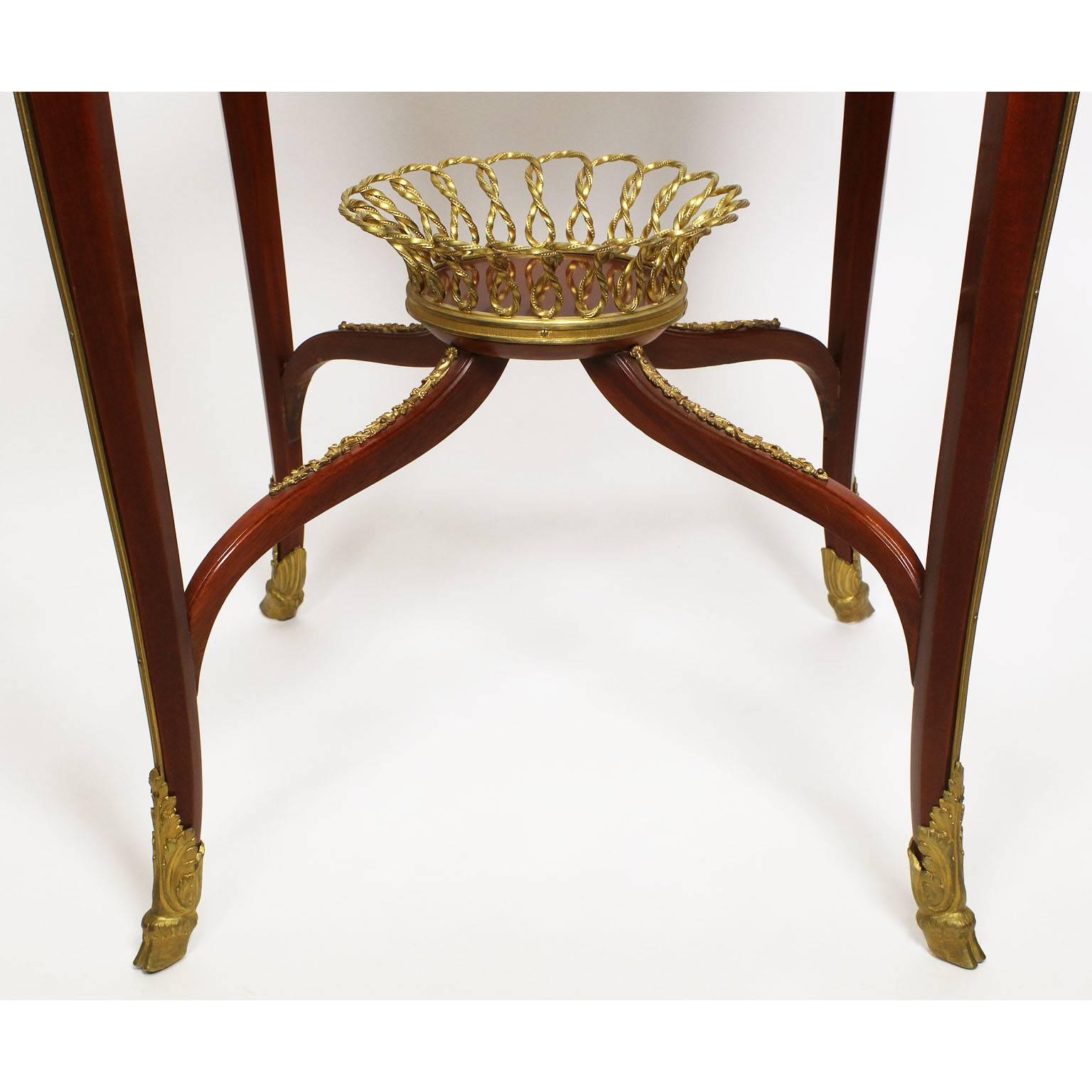 Early 20th Century French Louis XV Style Ormolu-Mounted and Marquetry Gueridon Side Table For Sale