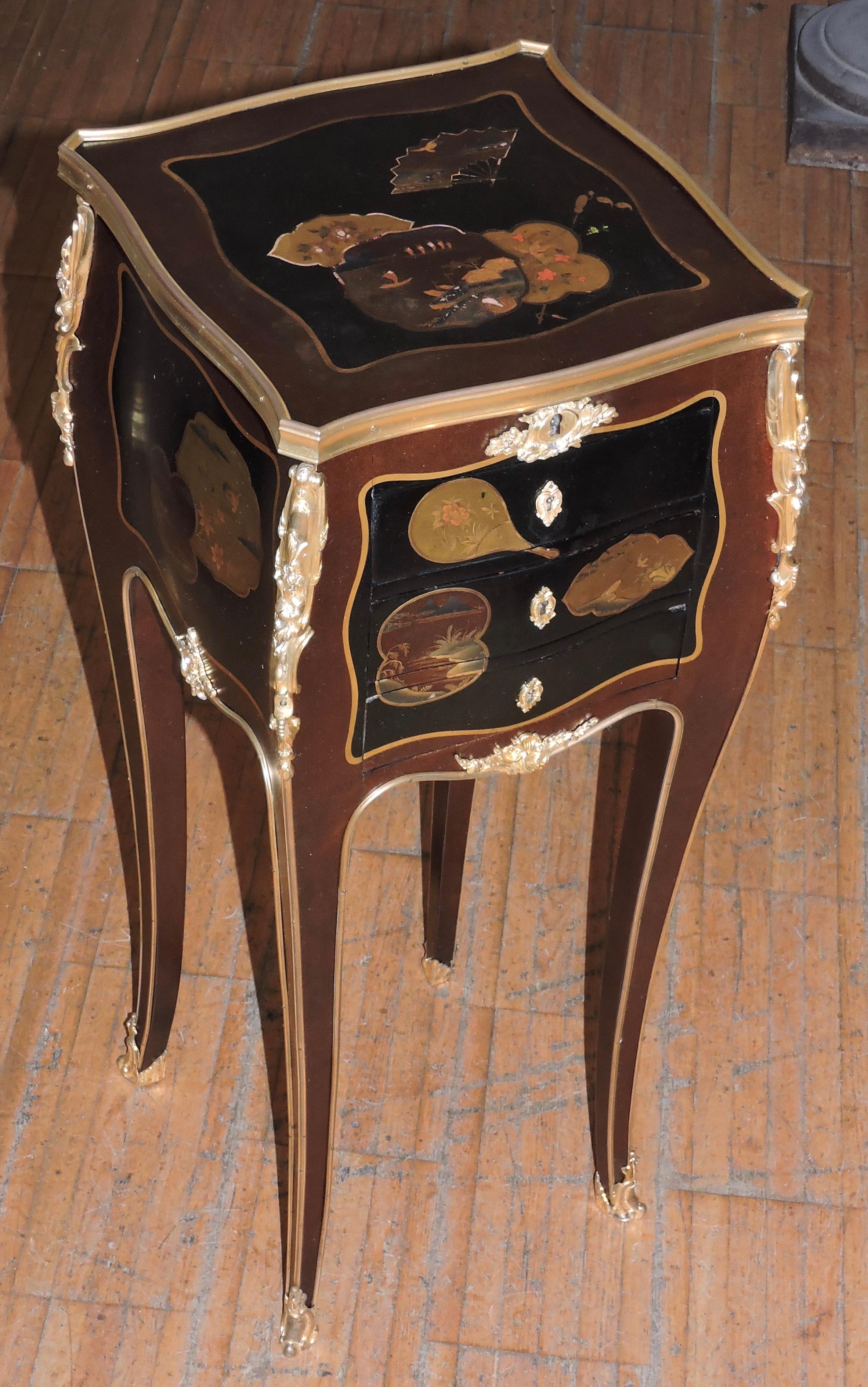 A French Louis XV style ormolu-mounted, Aventurine and Japanese lacquer Table à Écrire circa 1880
After a Model by BVRB
circa 1880.