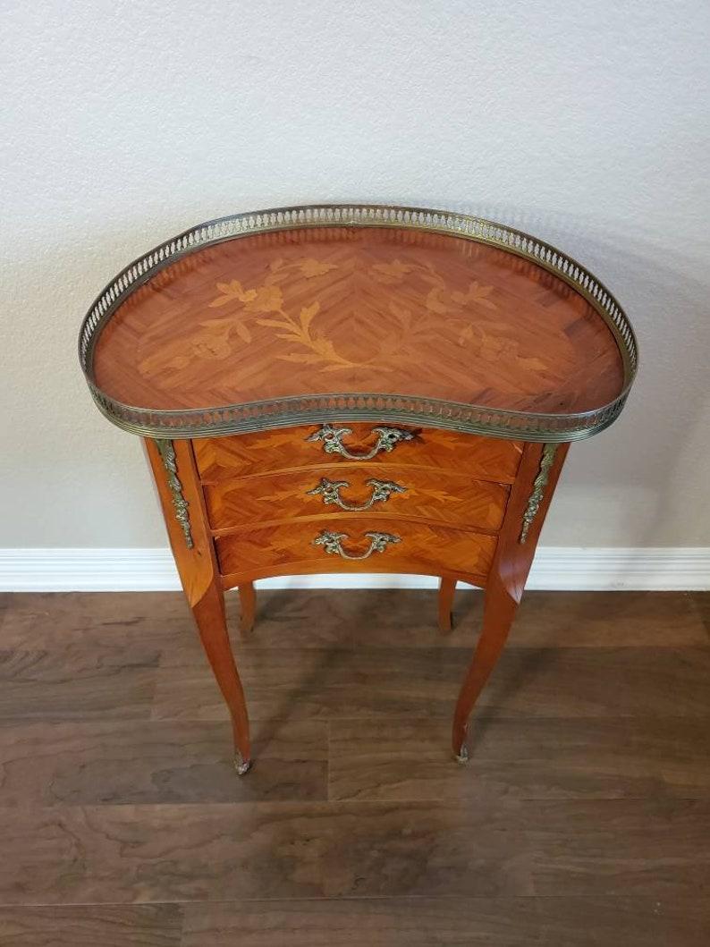 20th Century French Louis XV Style Ormolu-Mounted Marquetry Kidney Shaped End Table