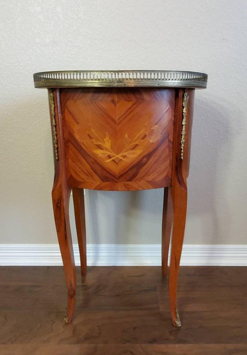 French Louis XV Style Ormolu-Mounted Marquetry Kidney Shaped End Table 3