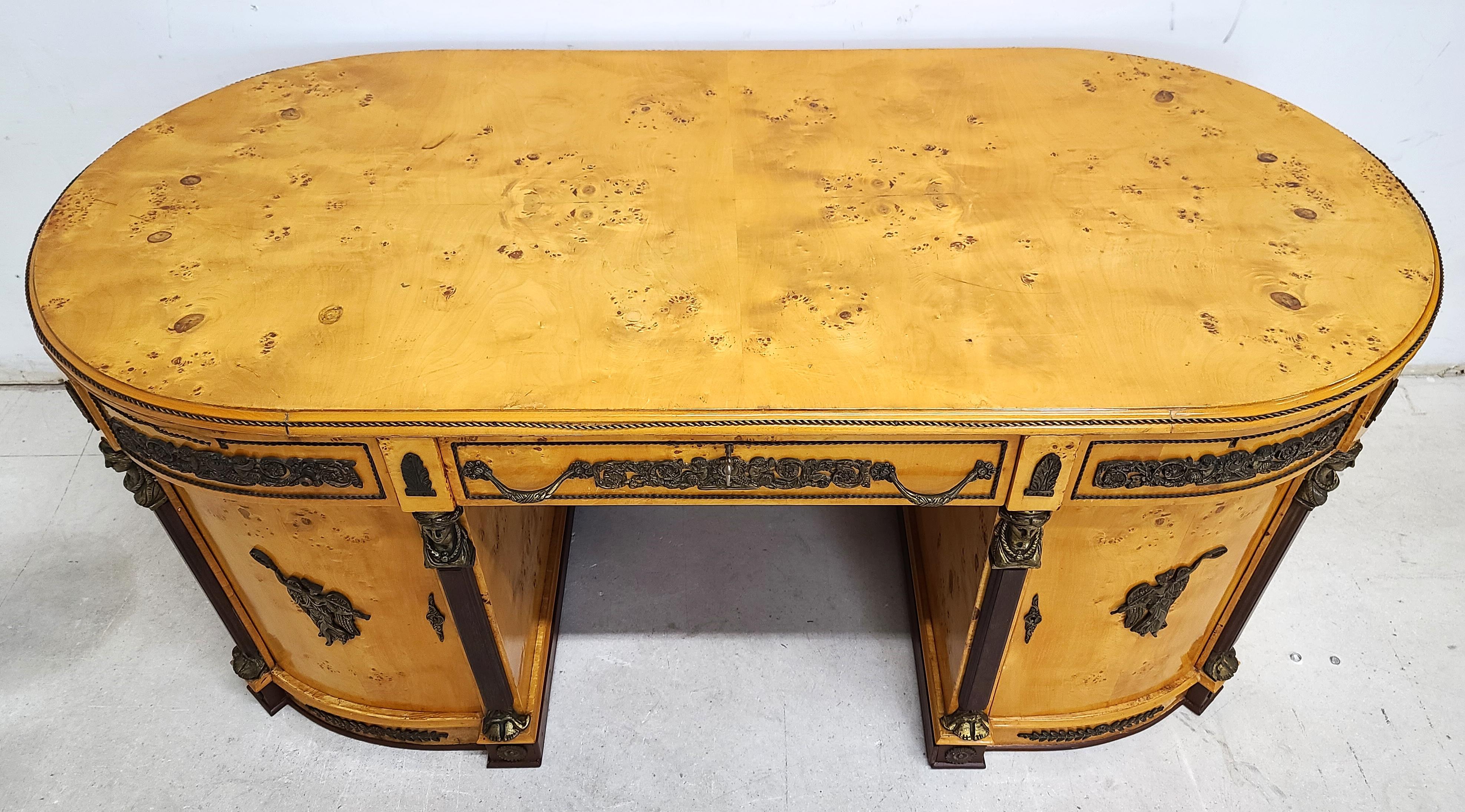 French Louis XV Style Ormolu Olive Burl Wood Desk In Good Condition In Lake Worth, FL