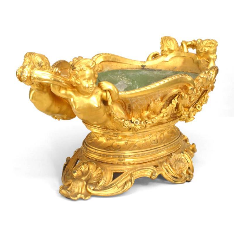 Ovaler Bronze-Dore-Tafelaufsatz im französischen Louis XV.-Stil im Zustand „Gut“ im Angebot in Queens, NY