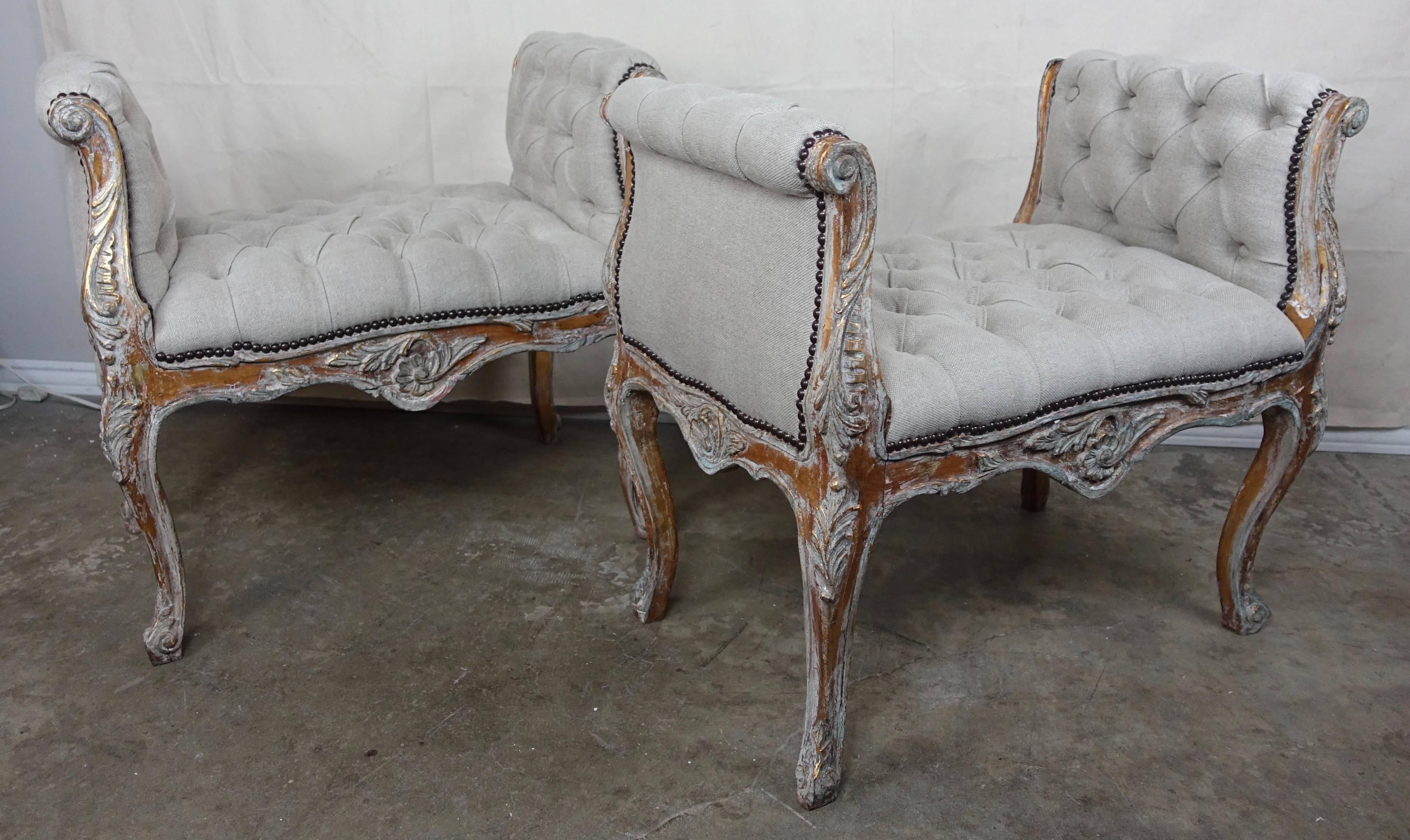 French Louis XV Style Painted and Parcel-Gilt Belgium Linen Benches, Pair 8