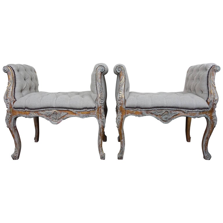 French Louis Xv Style Painted And Parcel Gilt Belgium Linen