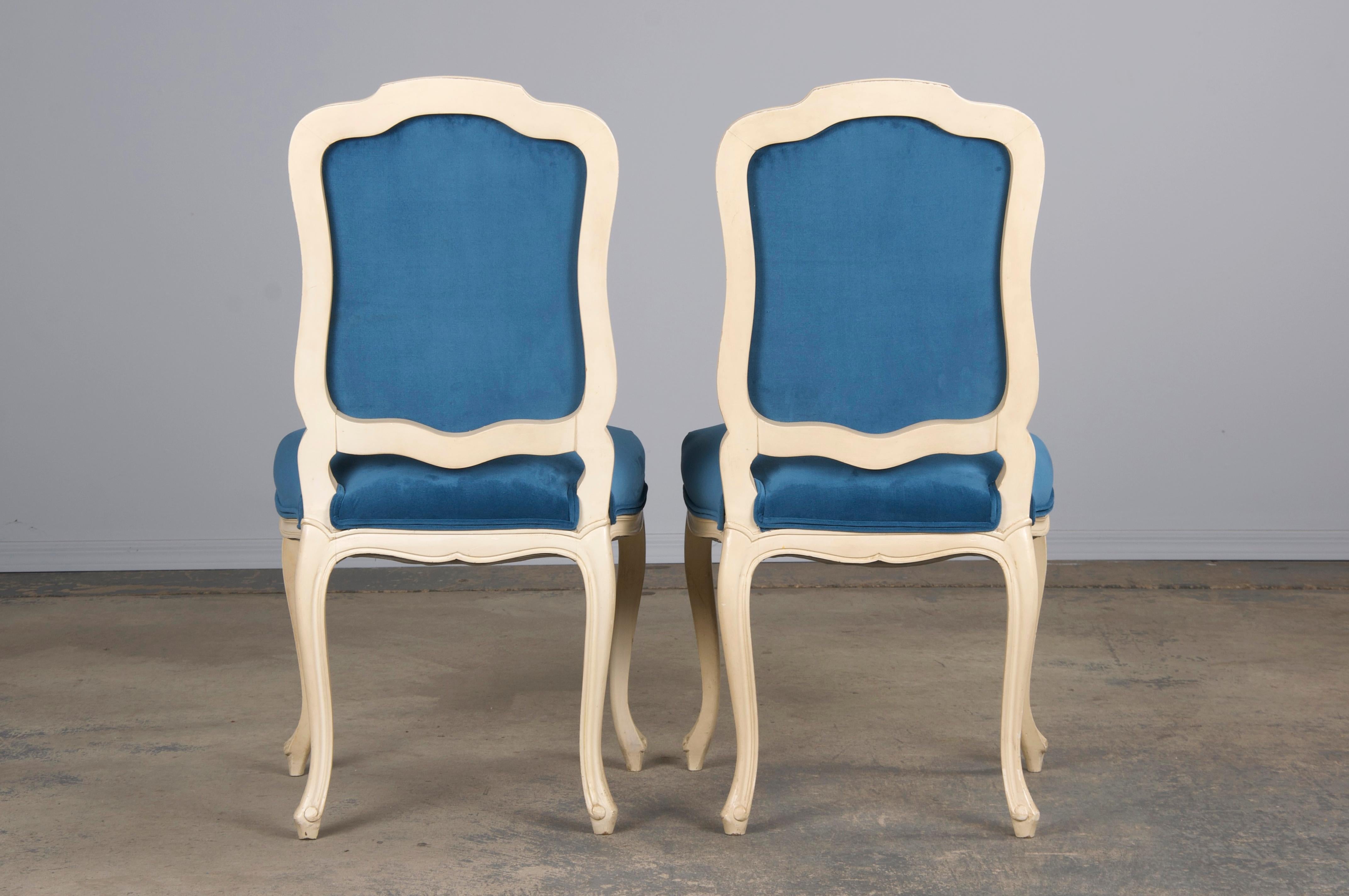 French Louis XV Style Painted Dining Chairs W/ Blue Velvet - Set of 6 For Sale 9