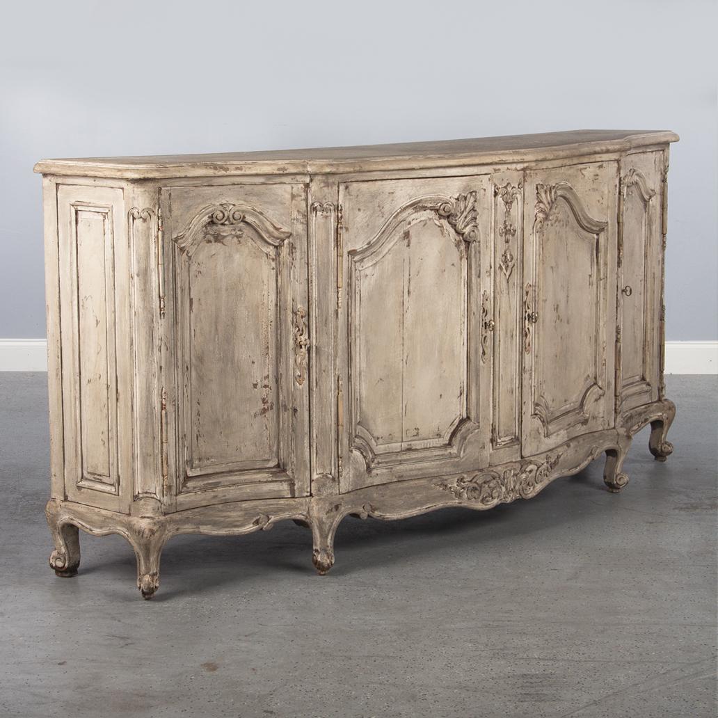 Hand-Painted French Louis XV Style Painted Enfilade Buffet, Early 1900s