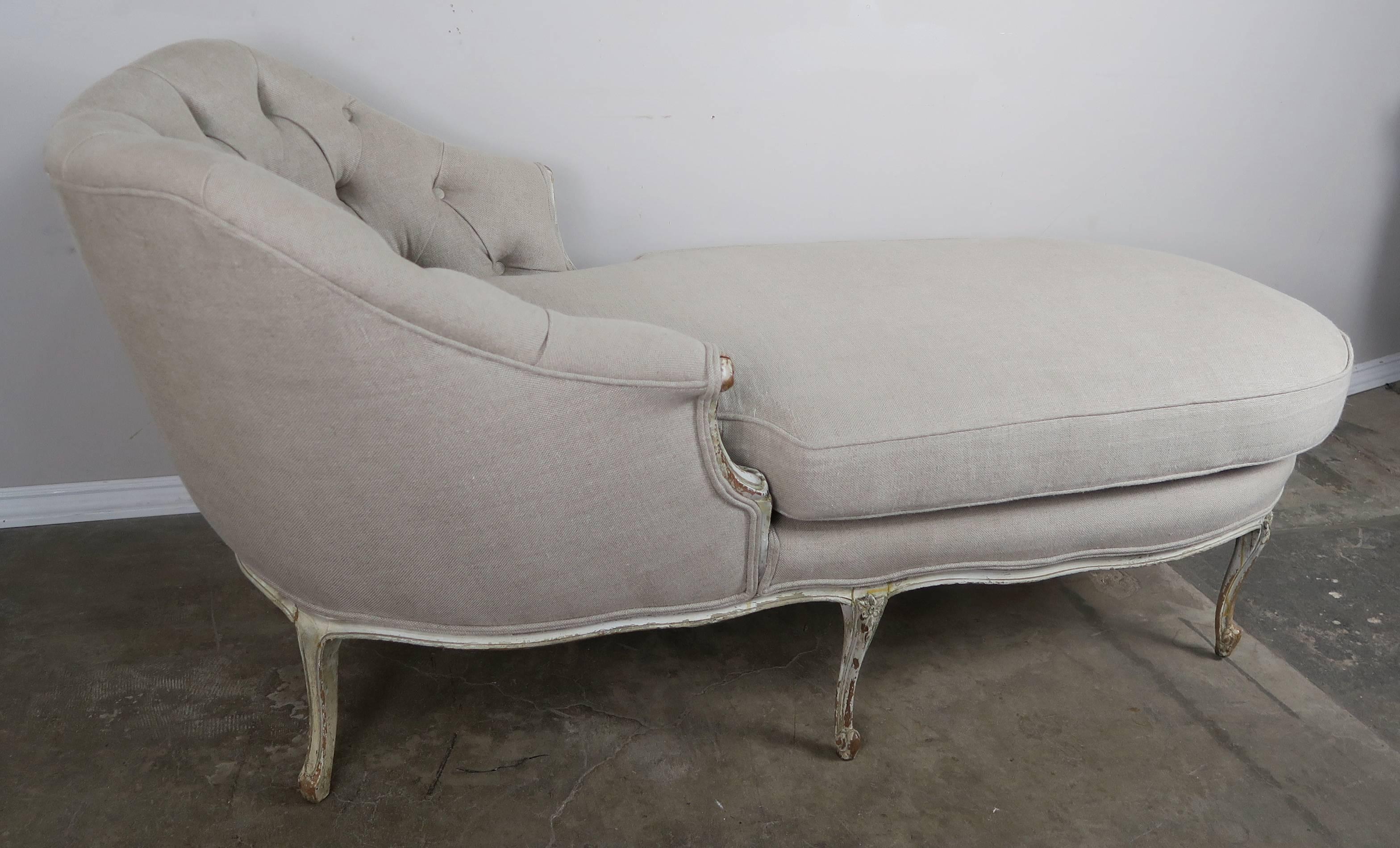 Wood French Louis XV Style Painted Linen Chaise